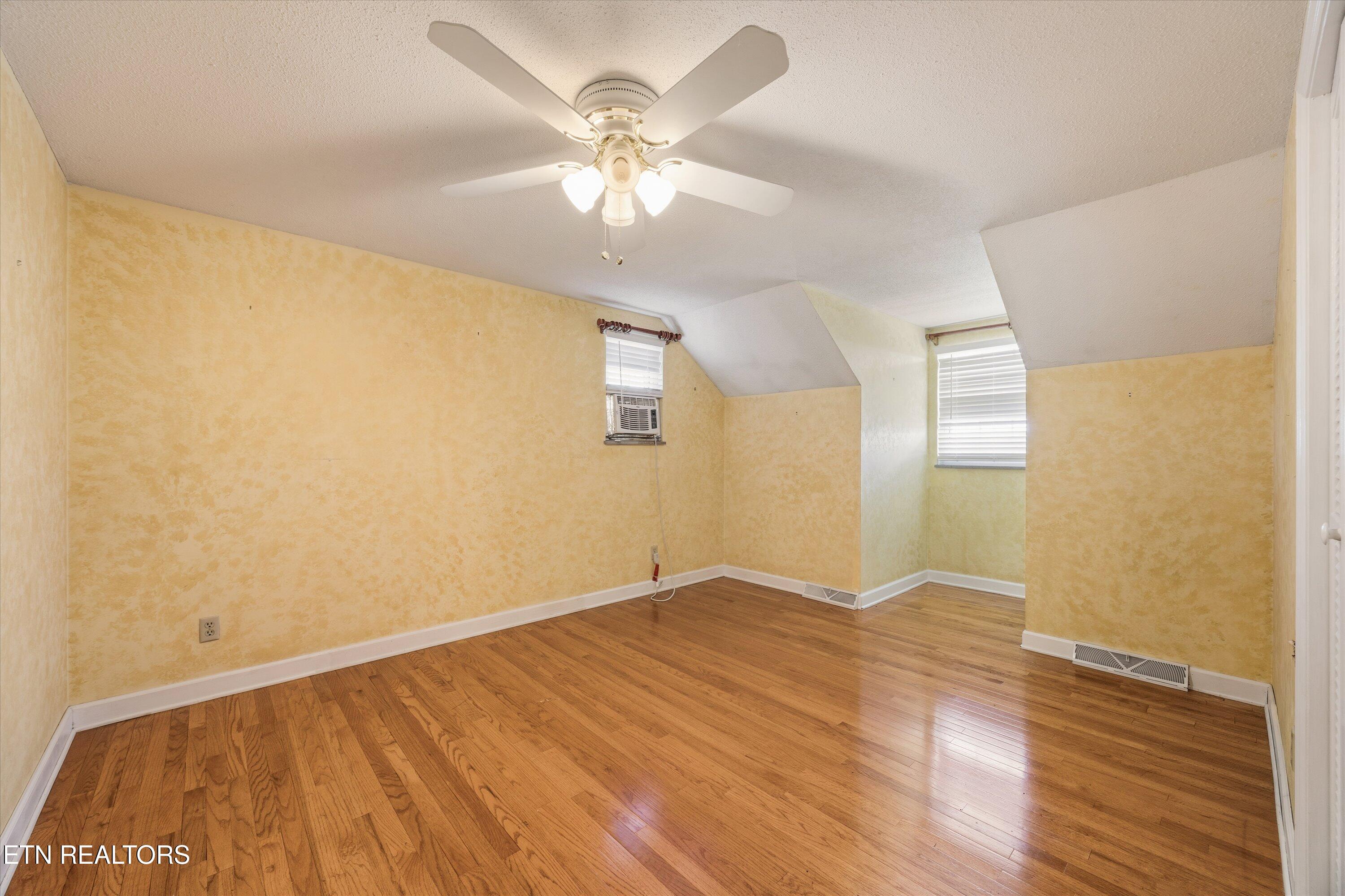 1910 Smoky View Circle Maryville TN 37801