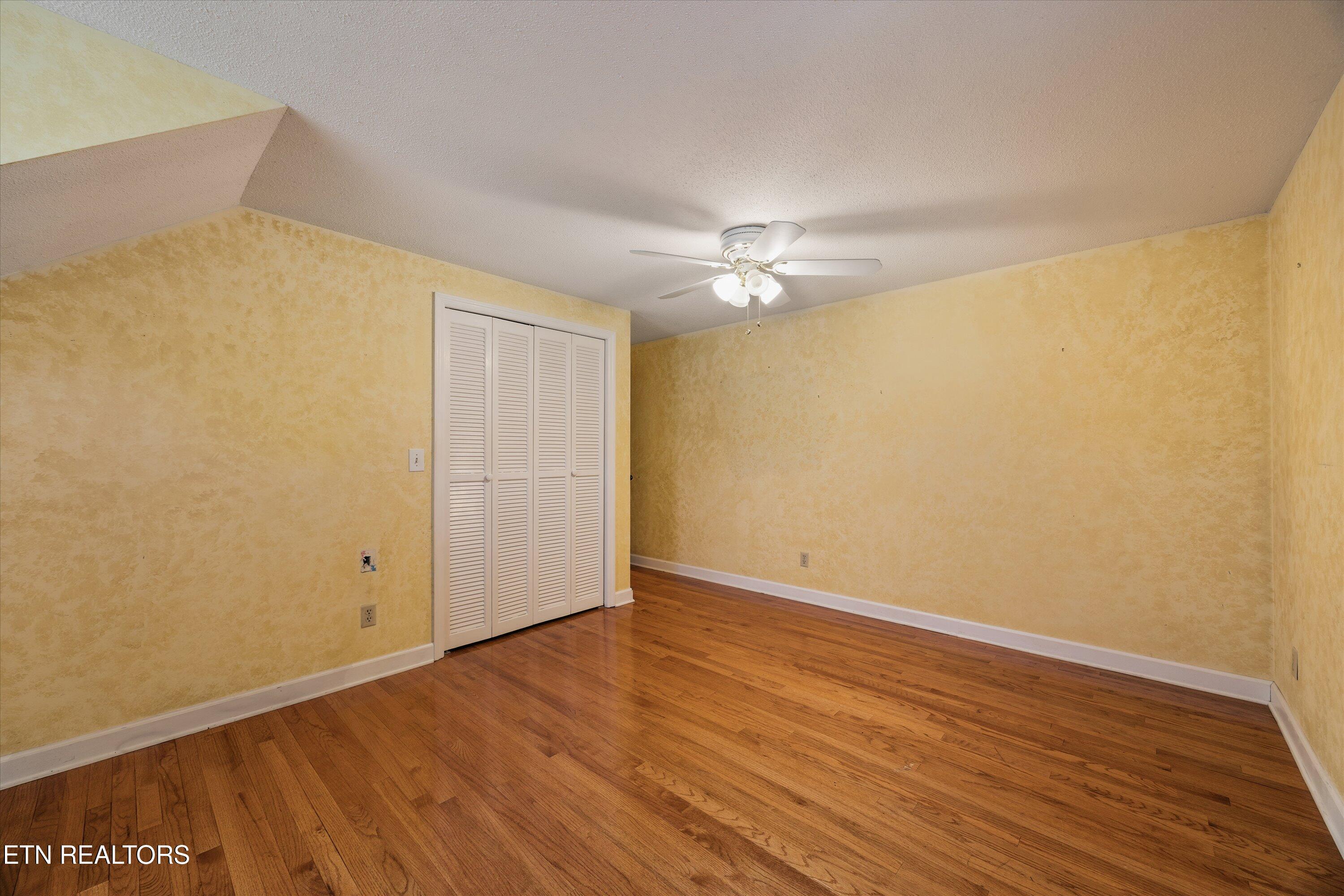 1910 Smoky View Circle Maryville TN 37801