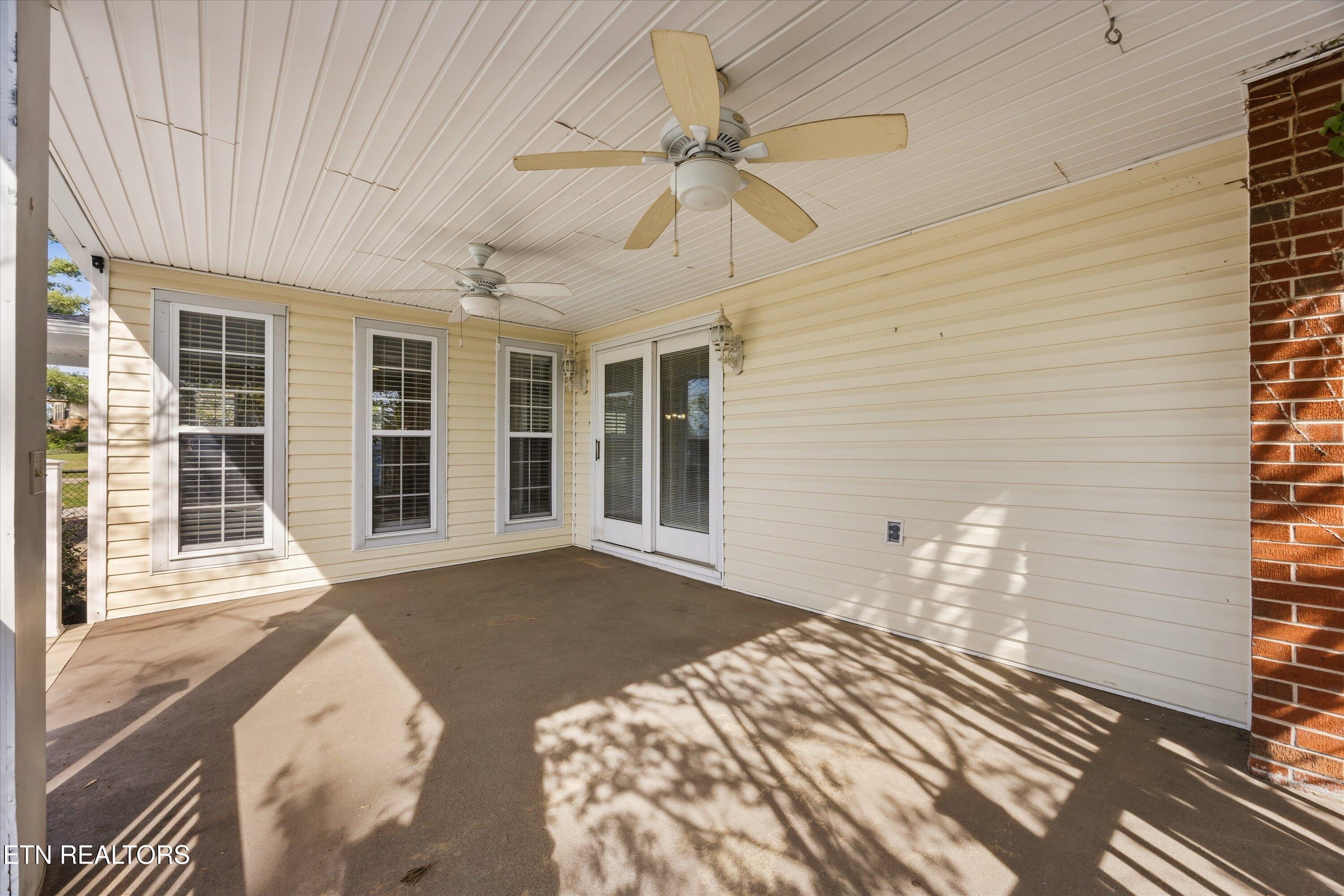 1910 Smoky View Circle Maryville TN 37801