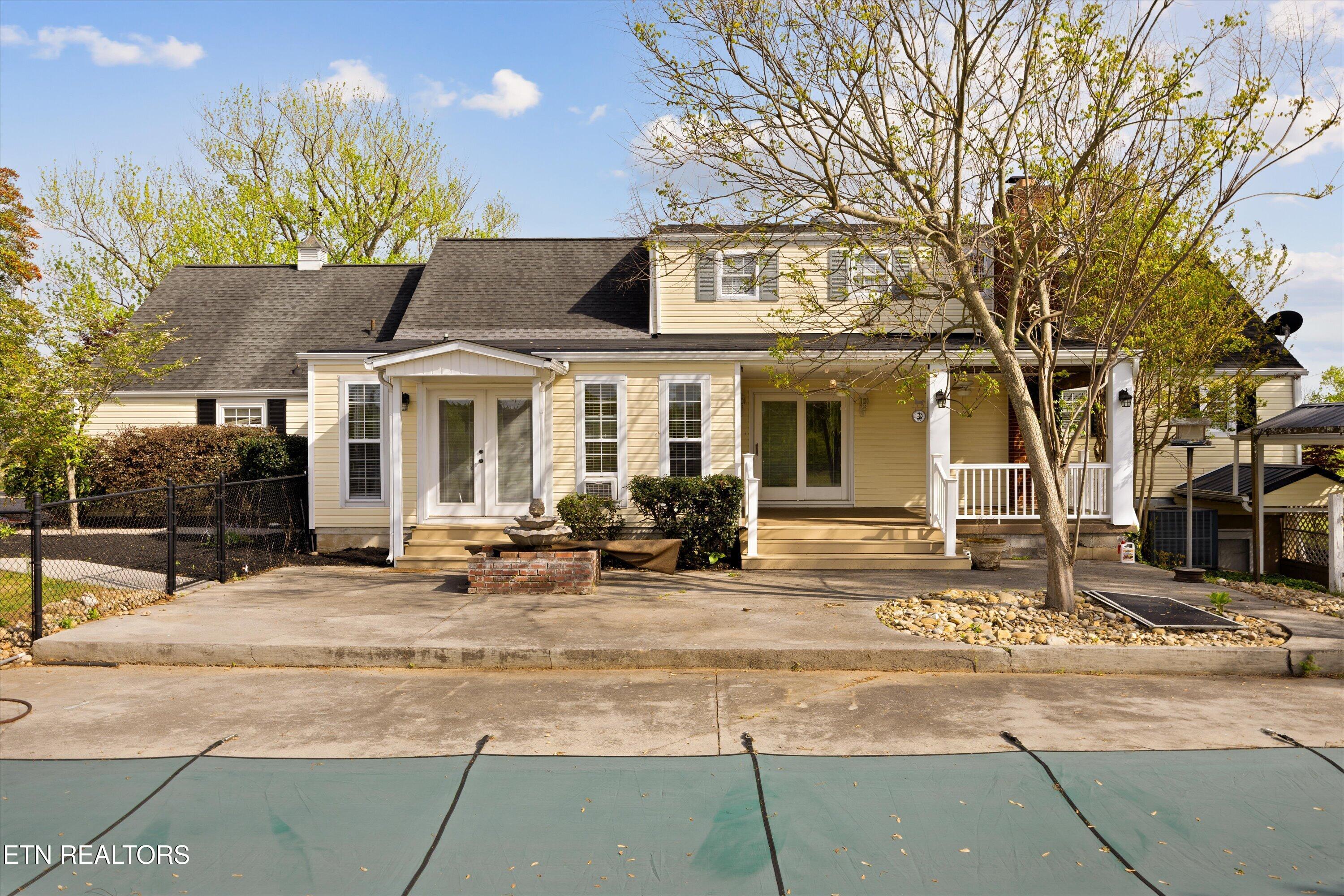 1910 Smoky View Circle Maryville TN 37801