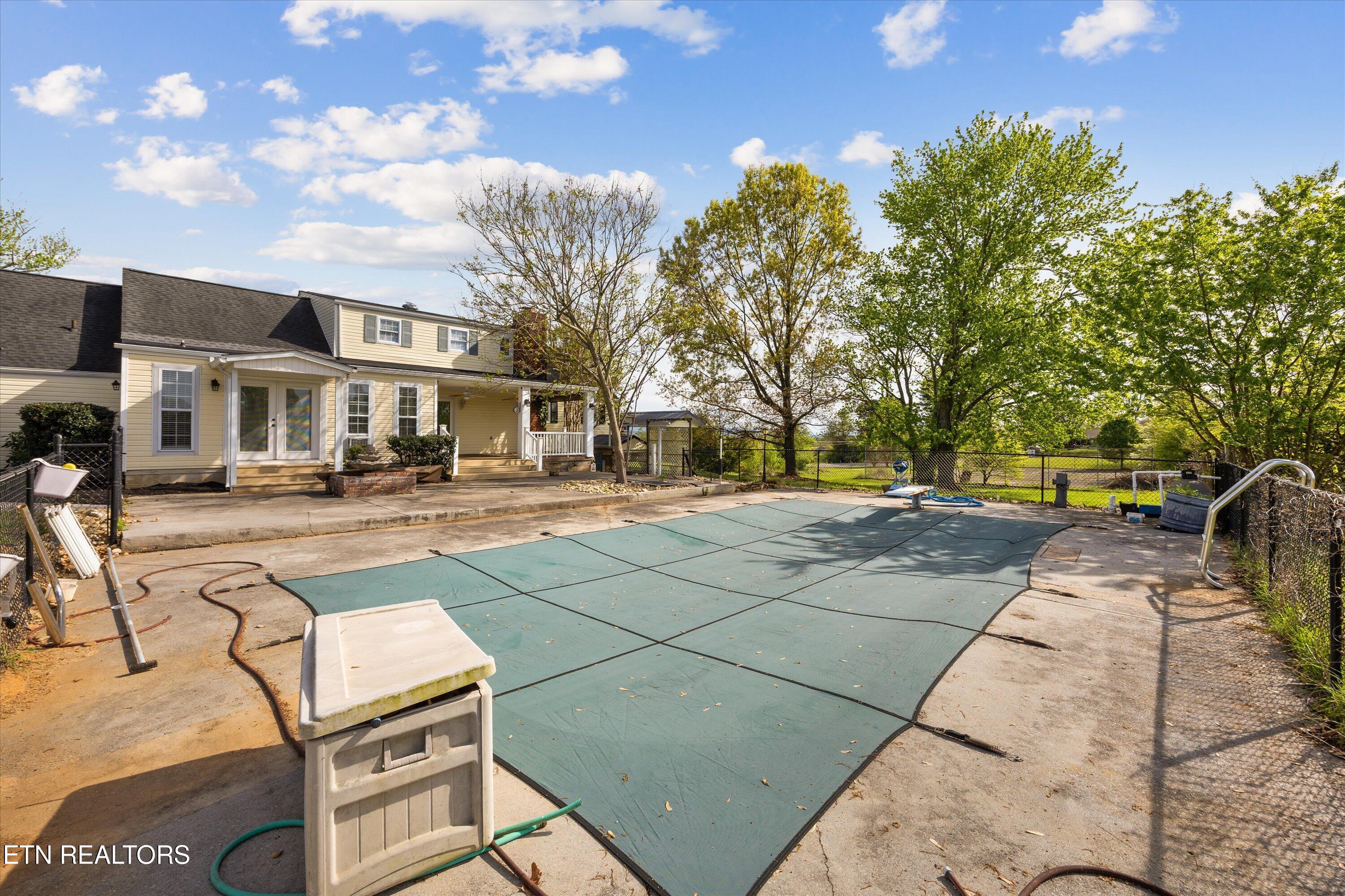 1910 Smoky View Circle Maryville TN 37801