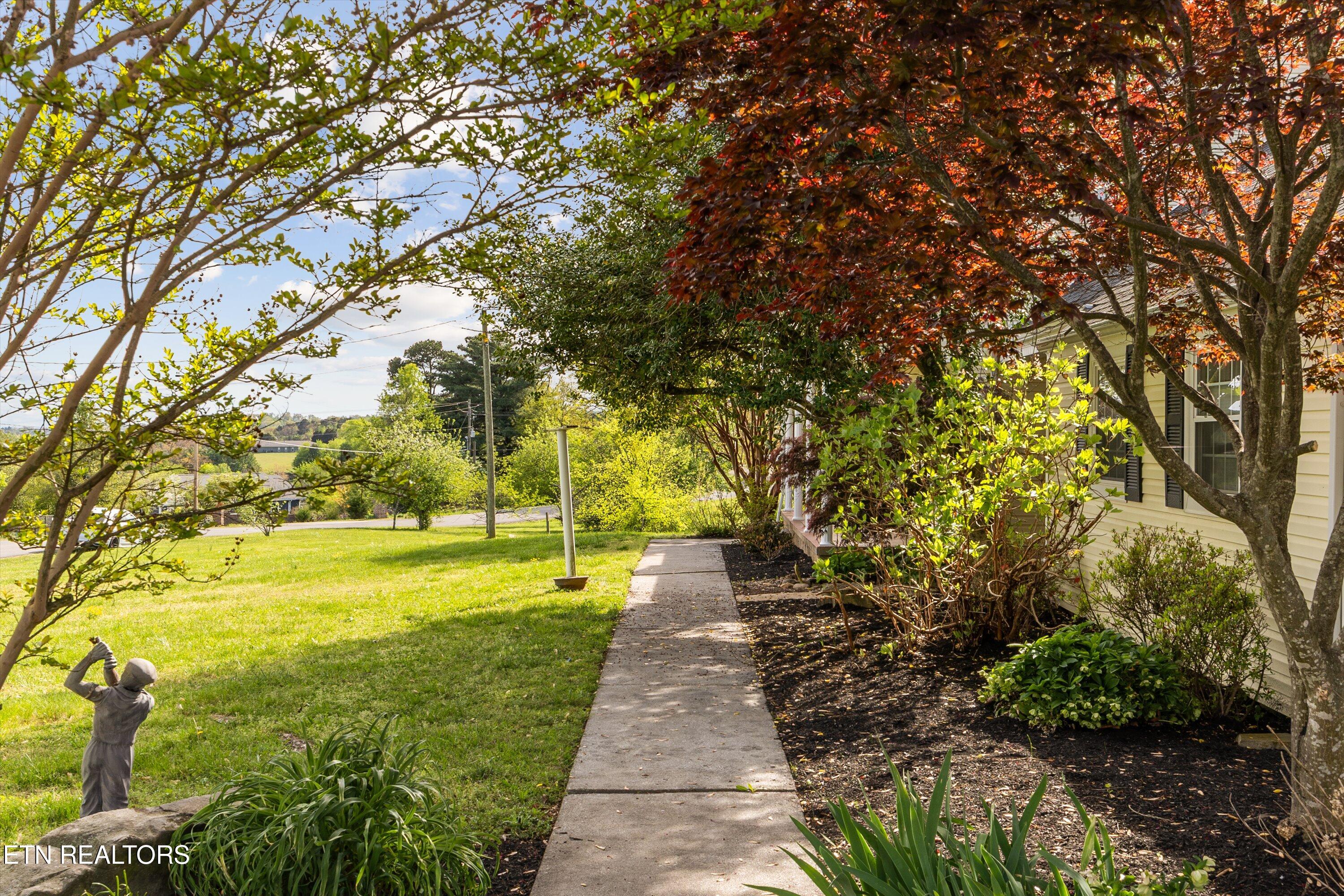 1910 Smoky View Circle Maryville TN 37801
