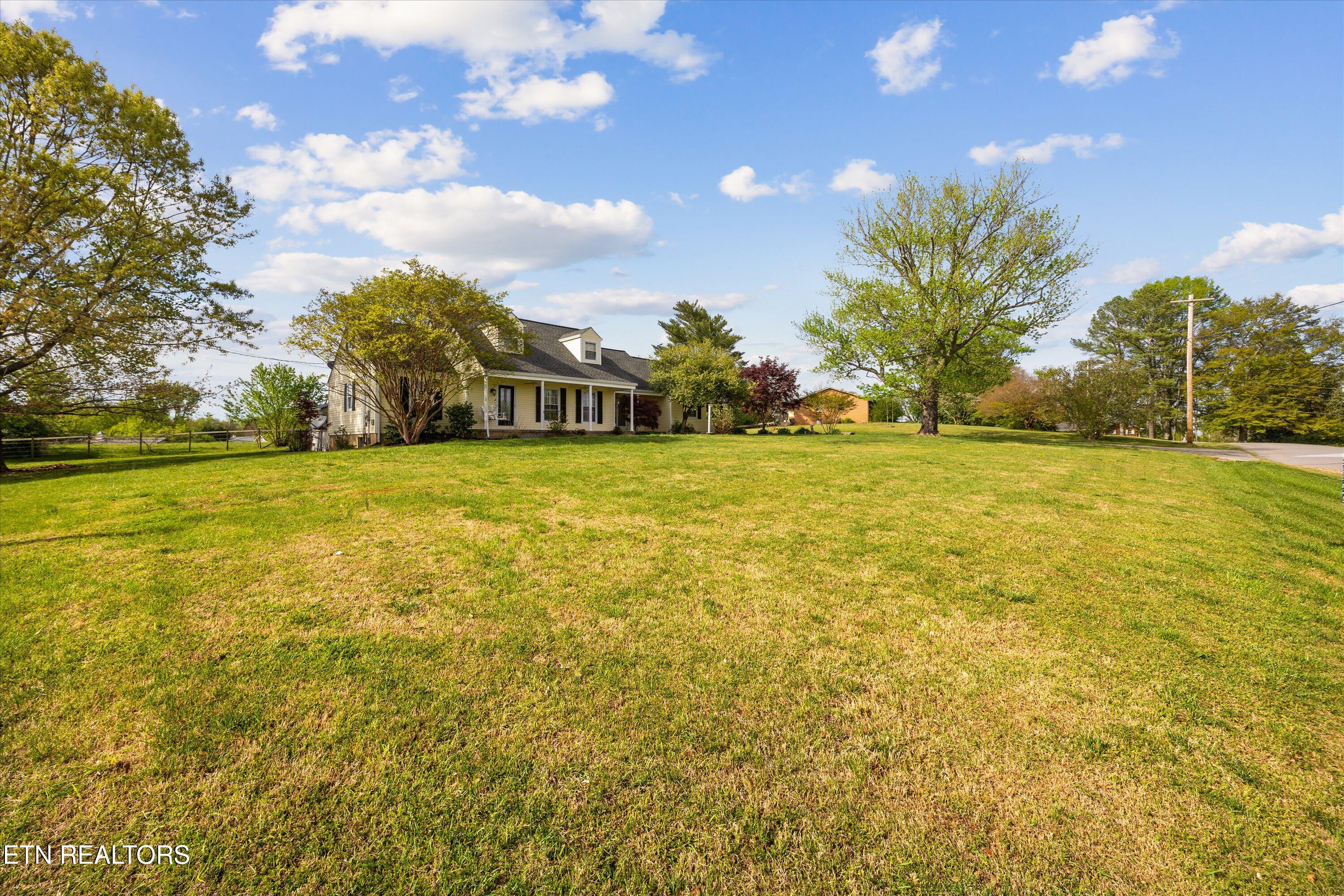 1910 Smoky View Circle Maryville TN 37801