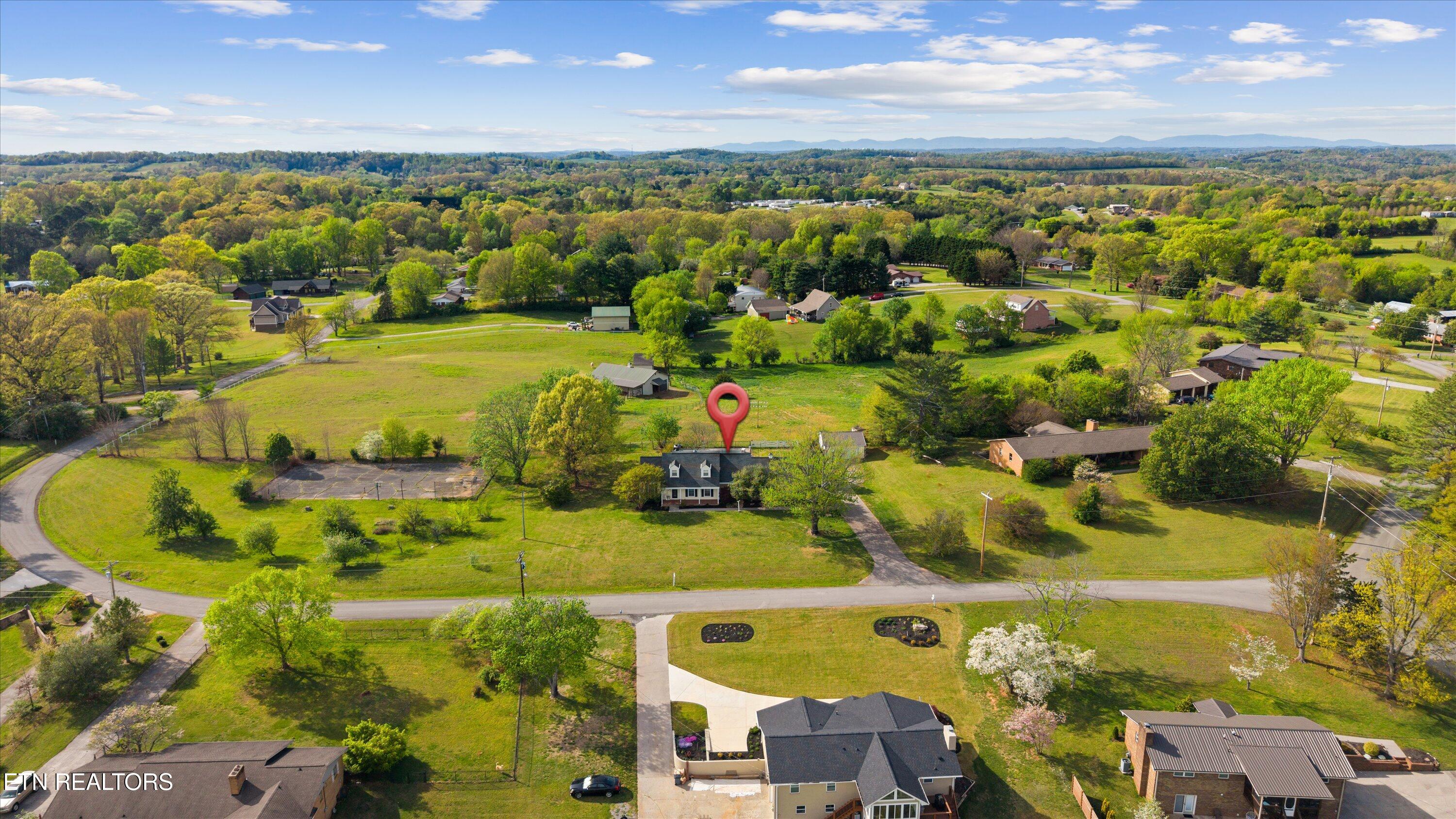 1910 Smoky View Circle Maryville TN 37801