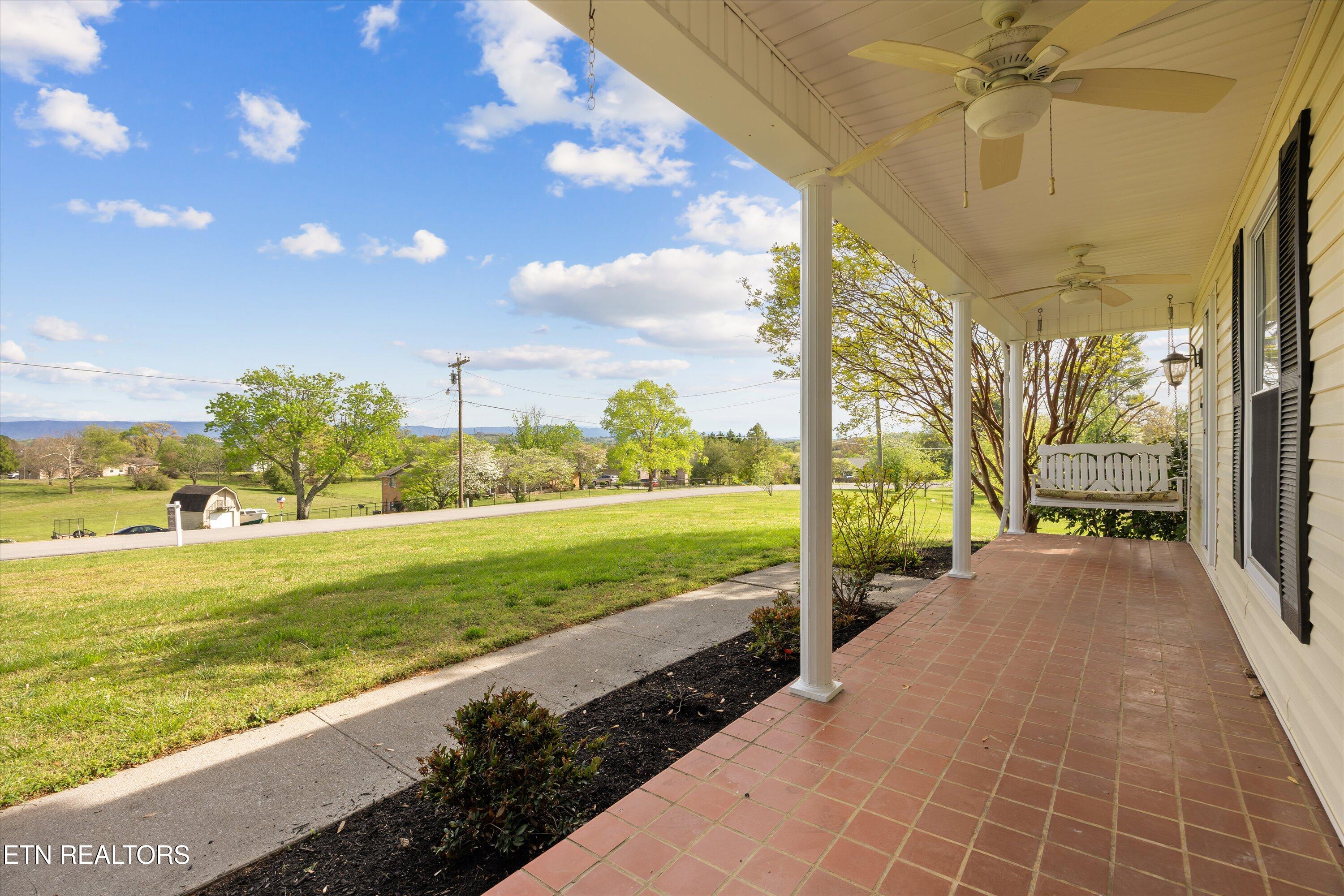 1910 Smoky View Circle Maryville TN 37801
