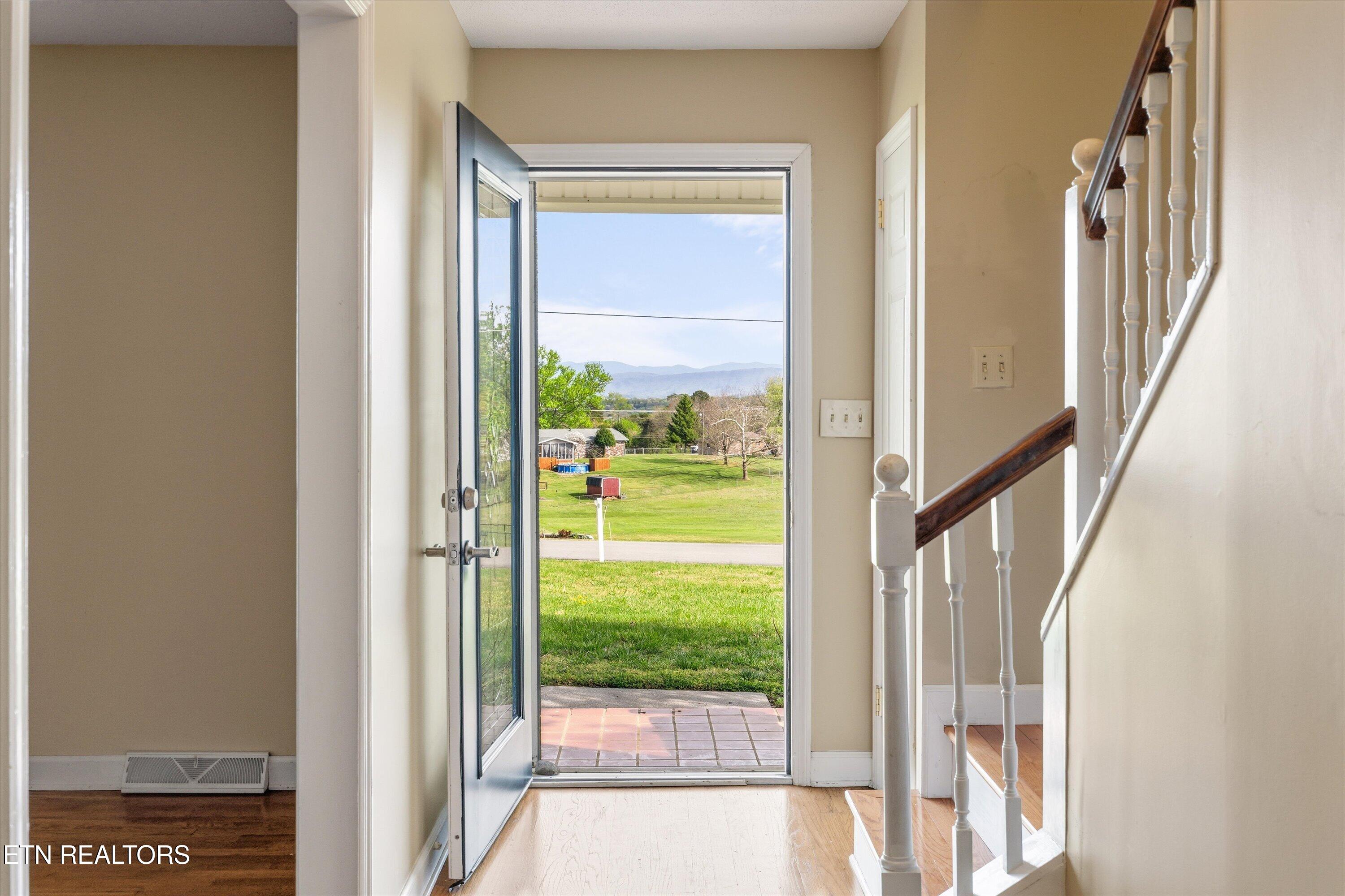 1910 Smoky View Circle Maryville TN 37801