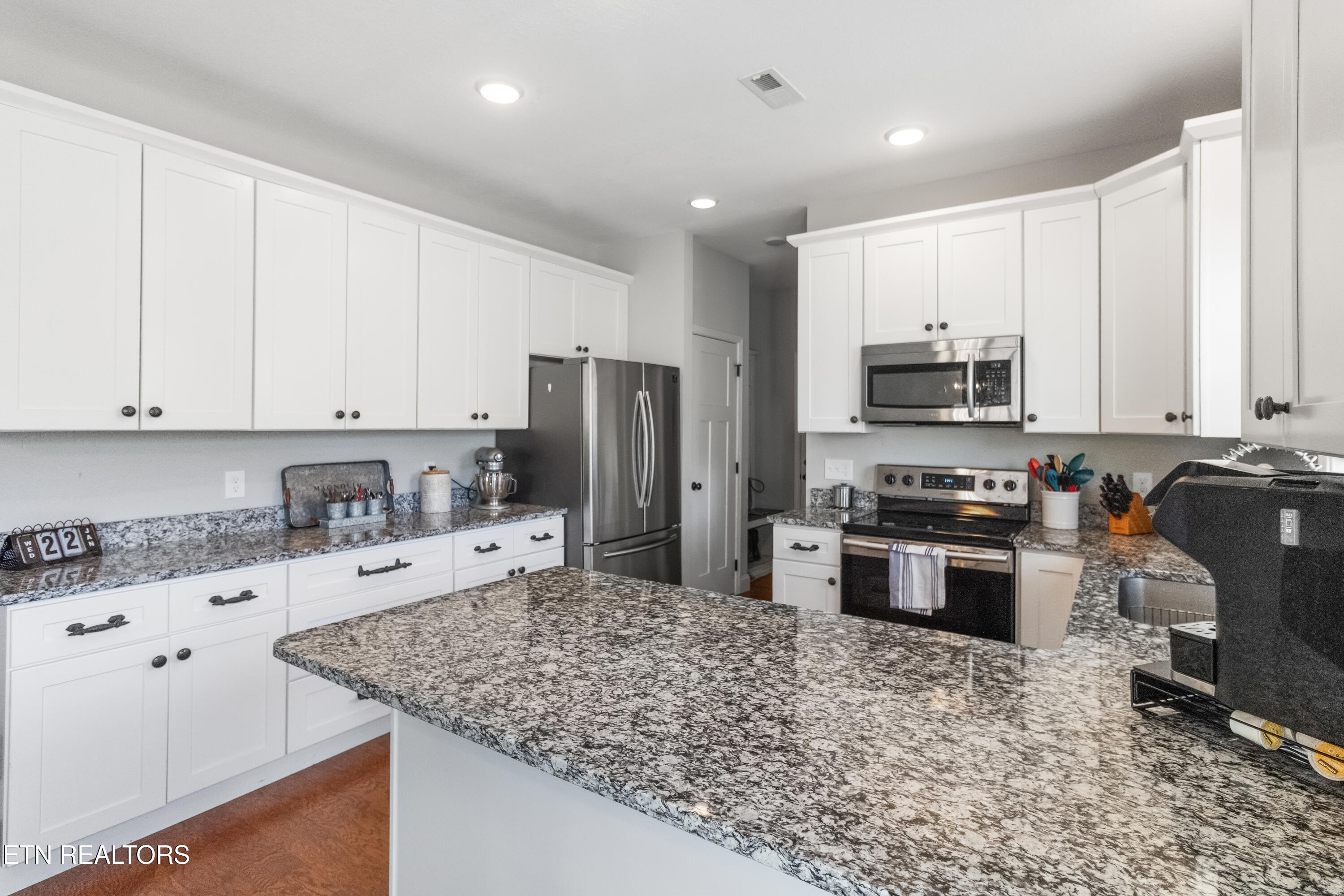 218 Hillcrest Street Clinton TN 37716