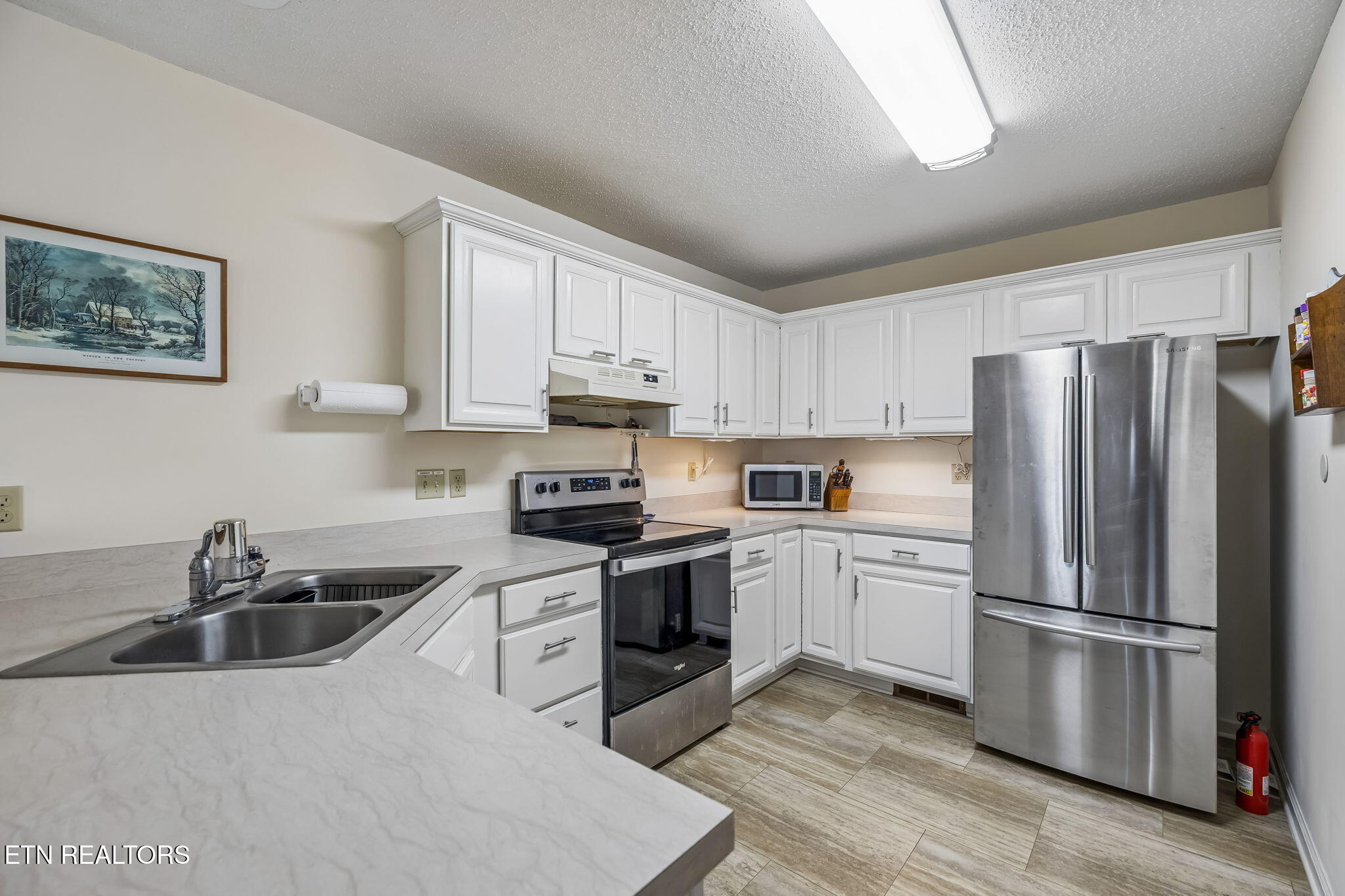 184 Amohi Way Loudon TN 37774