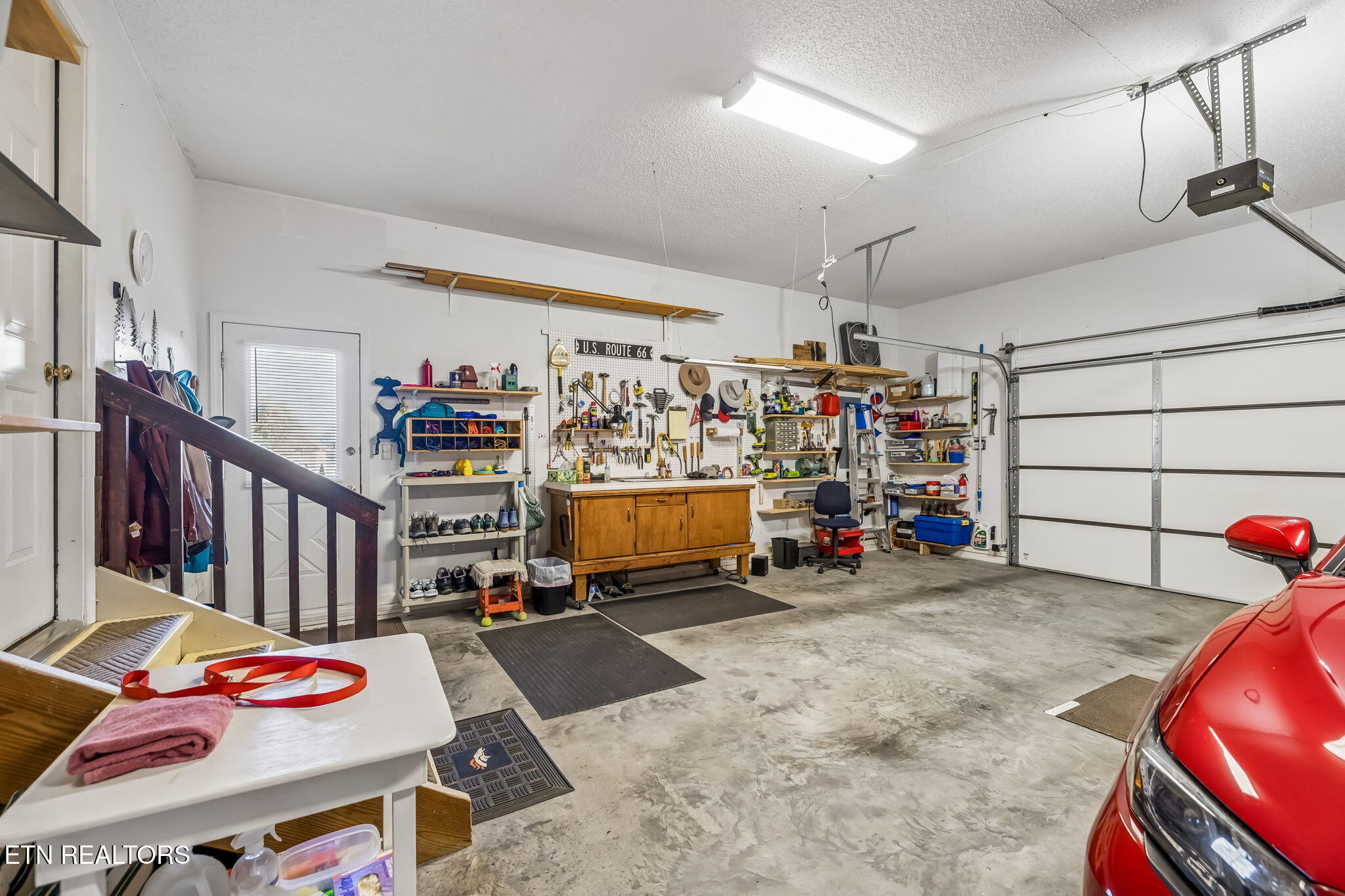 184 Amohi Way Loudon TN 37774