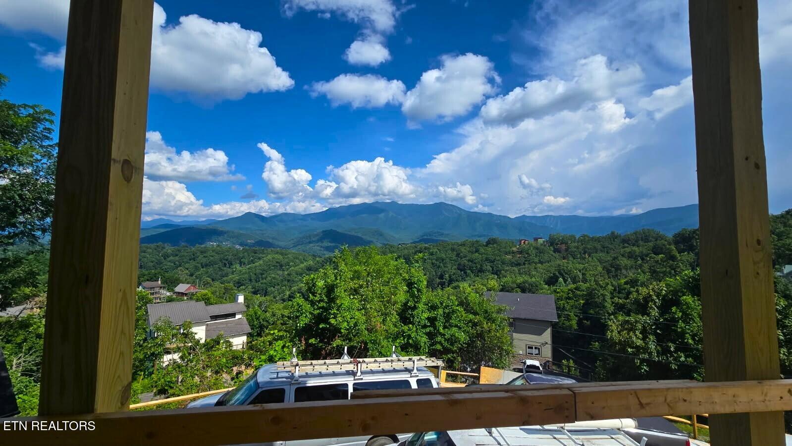 1123 Longview Court Gatlinburg TN 37738