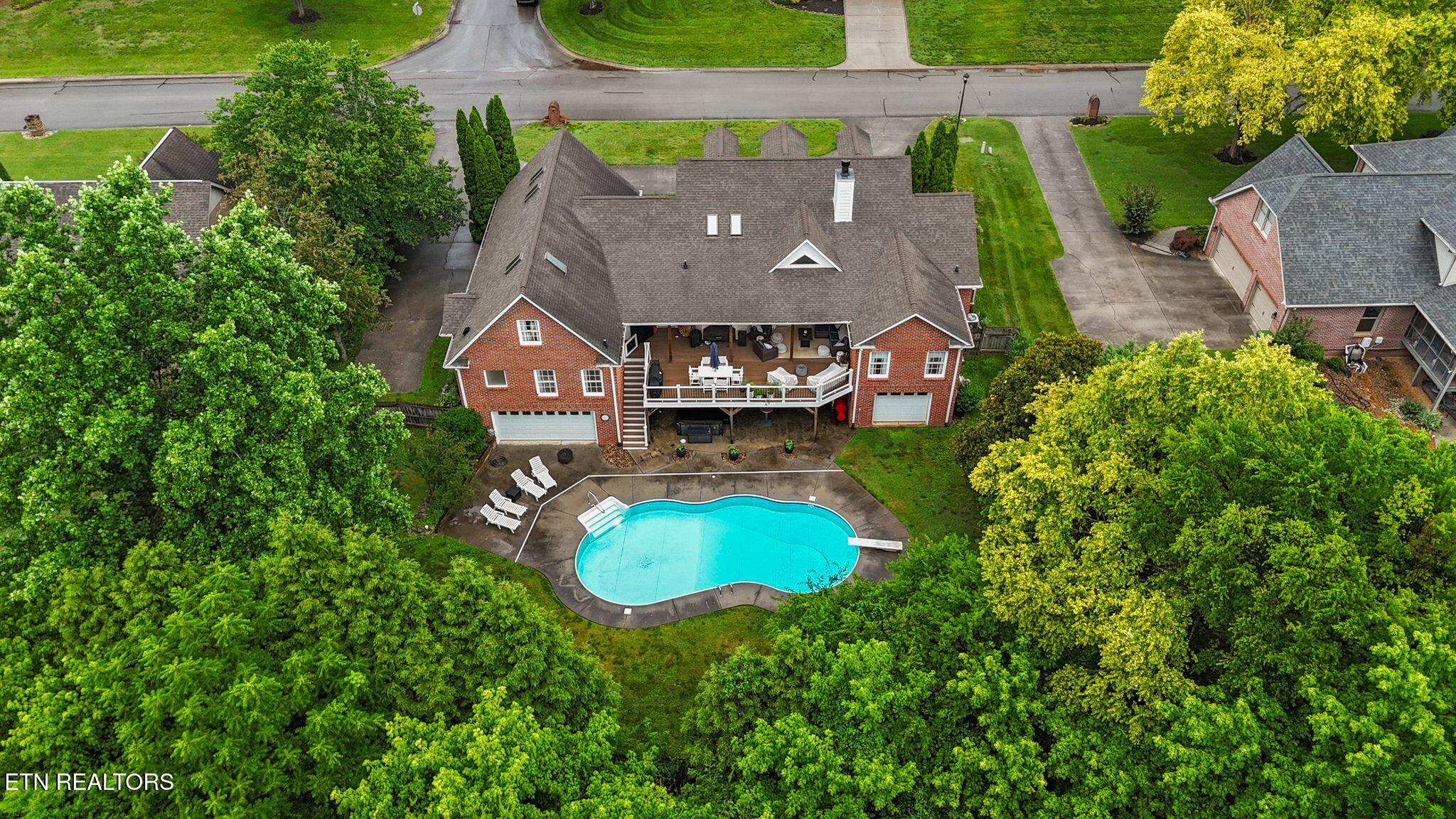 2414 Cross Creek Drive Maryville TN 37803