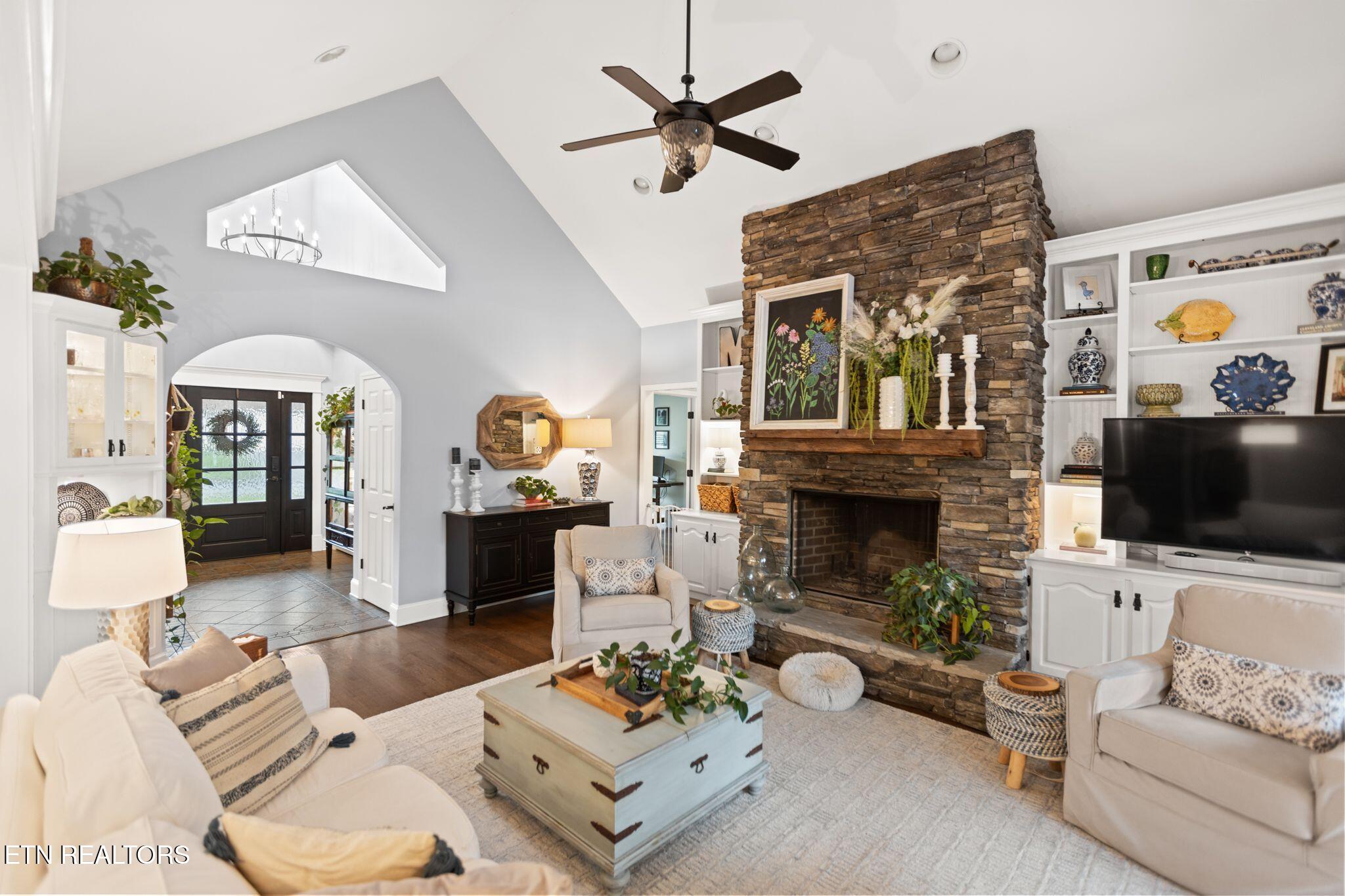 2414 Cross Creek Drive Maryville TN 37803