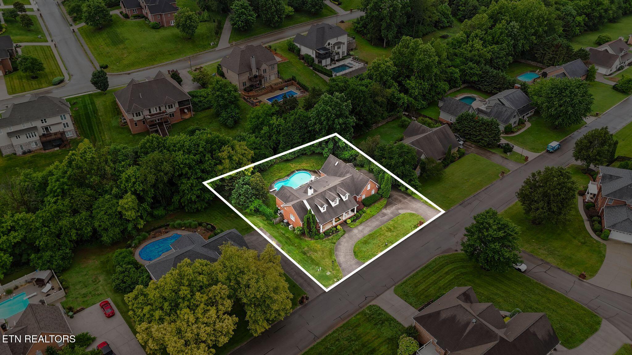 2414 Cross Creek Drive Maryville TN 37803