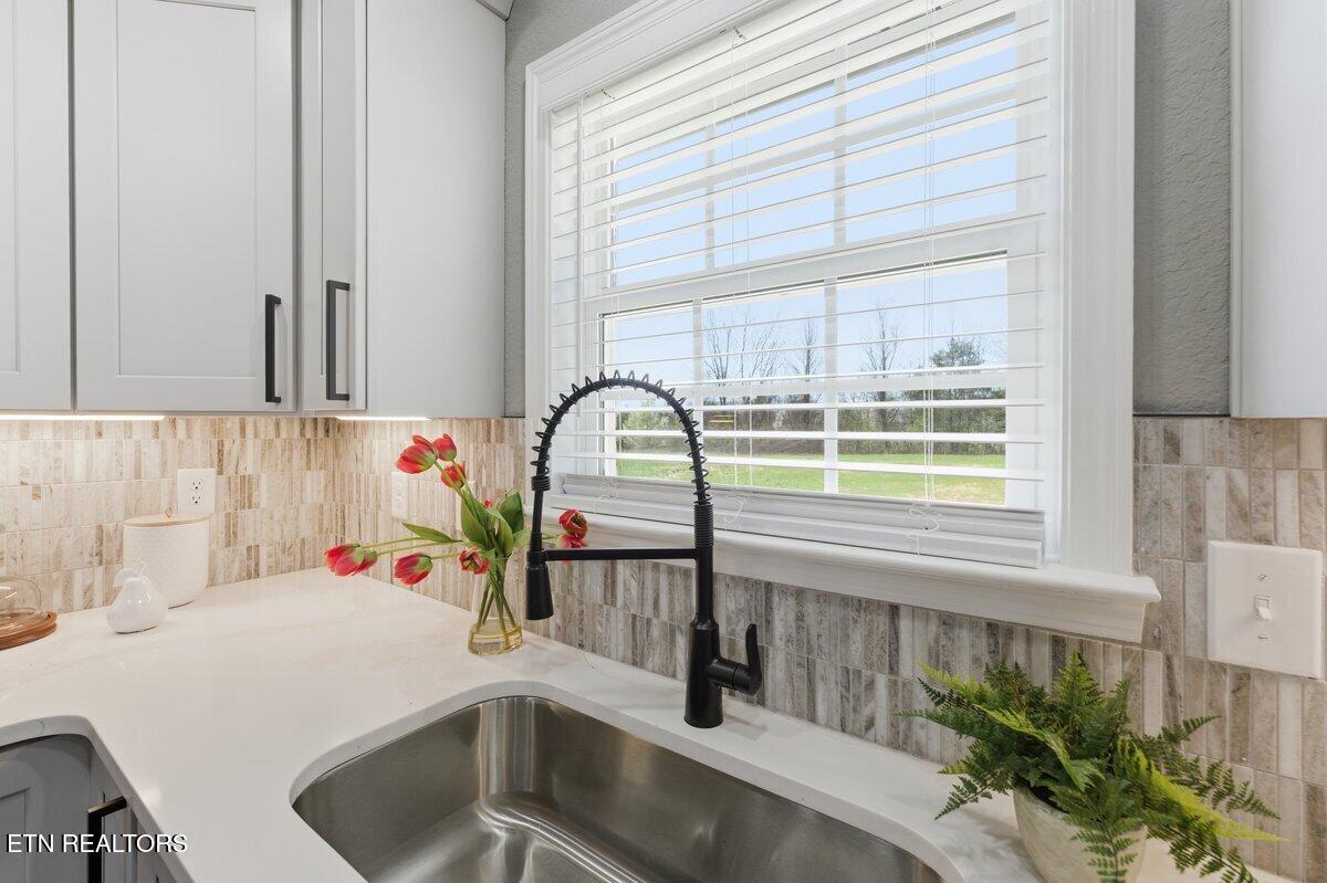 929 Carter Springs Drive Maryville TN 37801