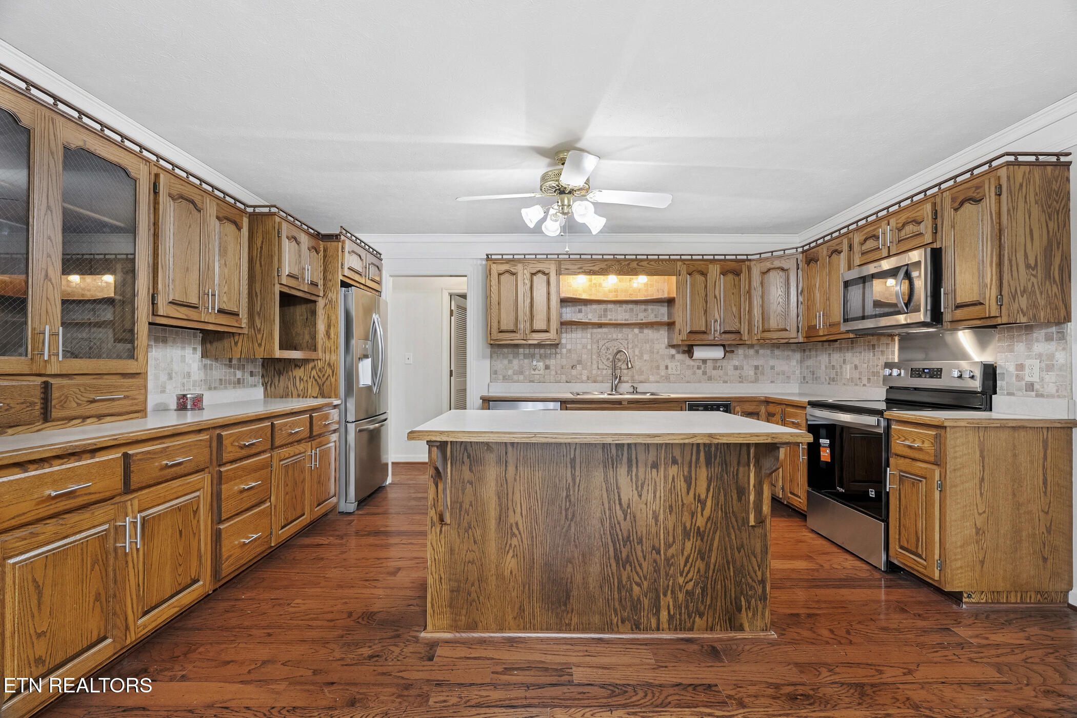 909 Riverbend Road Clinton TN 37716