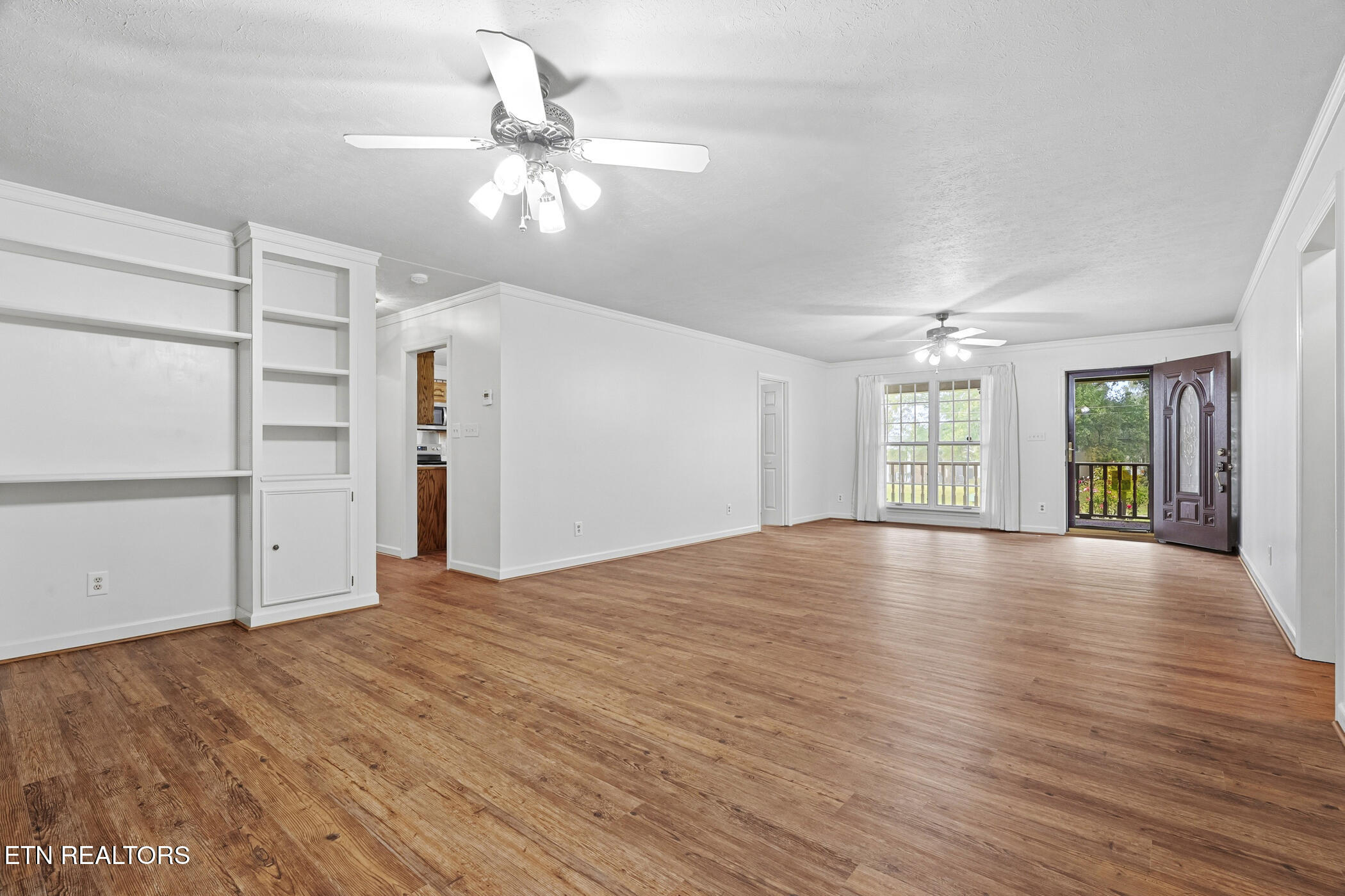 909 Riverbend Road Clinton TN 37716