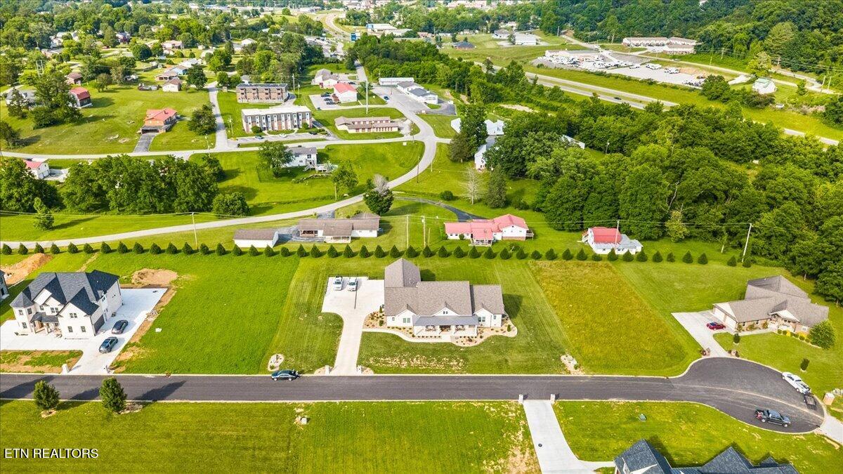 195 Grandview Lane Jacksboro TN 37757