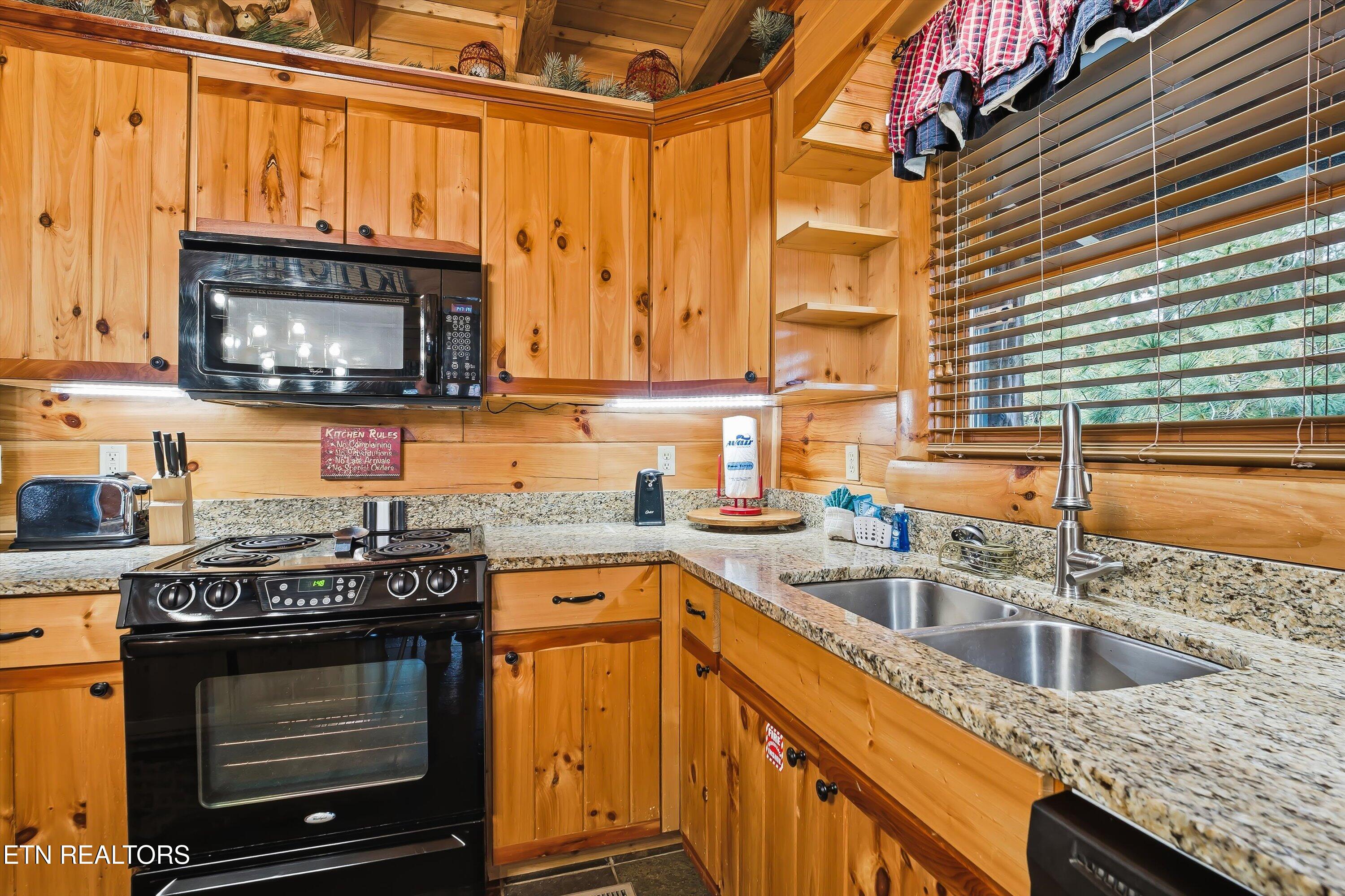 2752 Murray Ridge Road Sevierville TN 37862