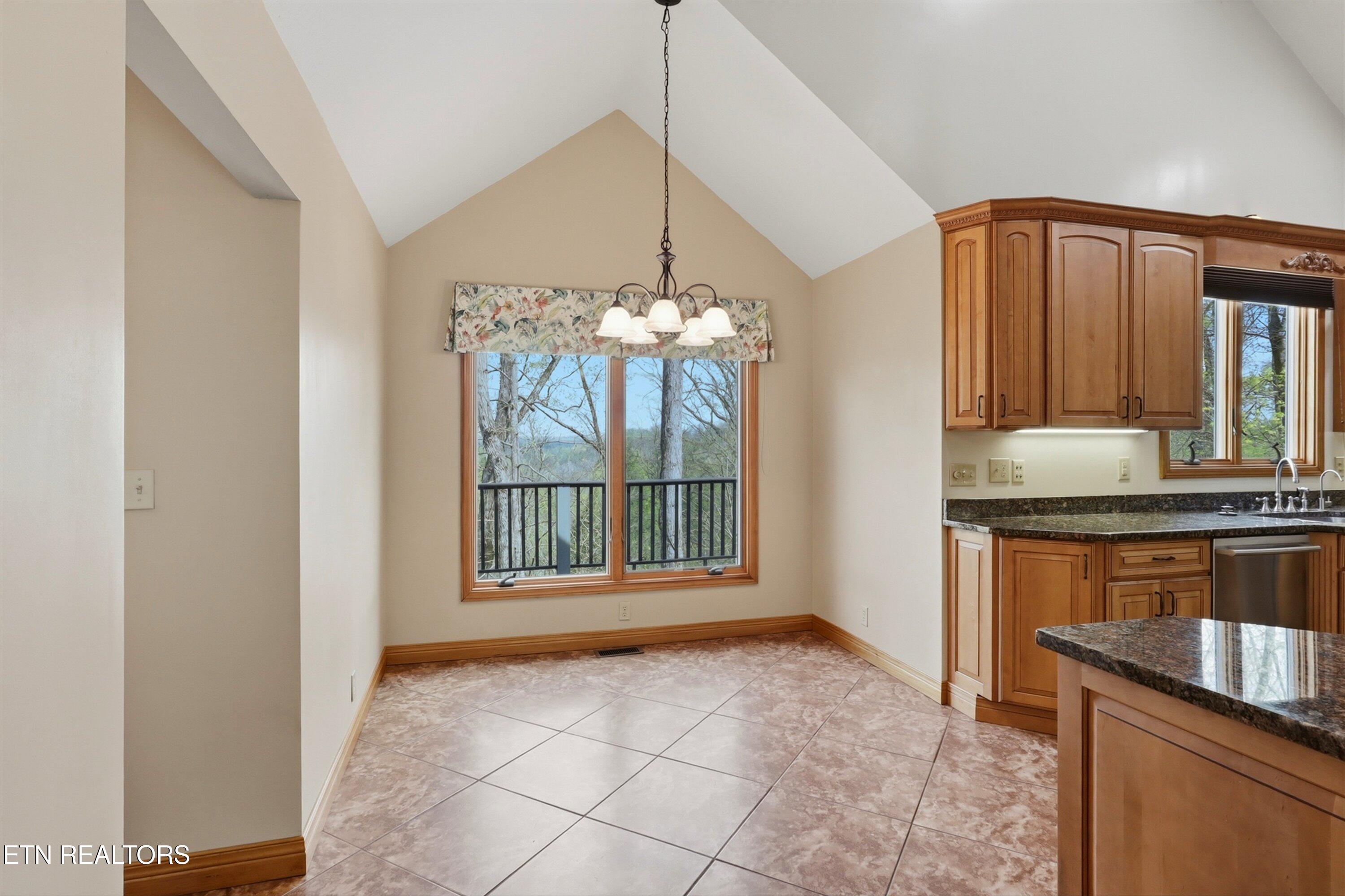 2012 Old Chilhowee Road Seymour TN 37865