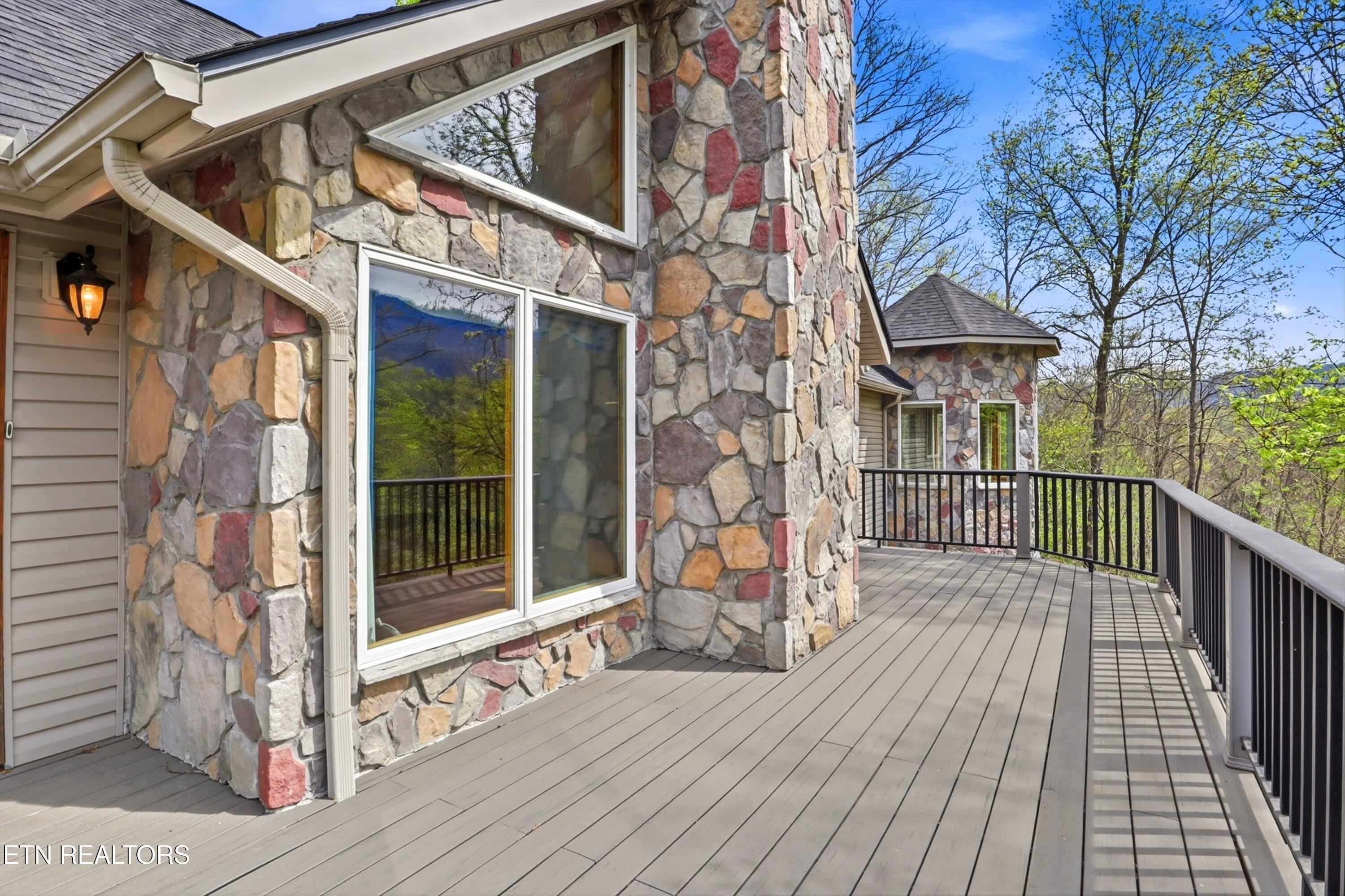 2012 Old Chilhowee Road Seymour TN 37865
