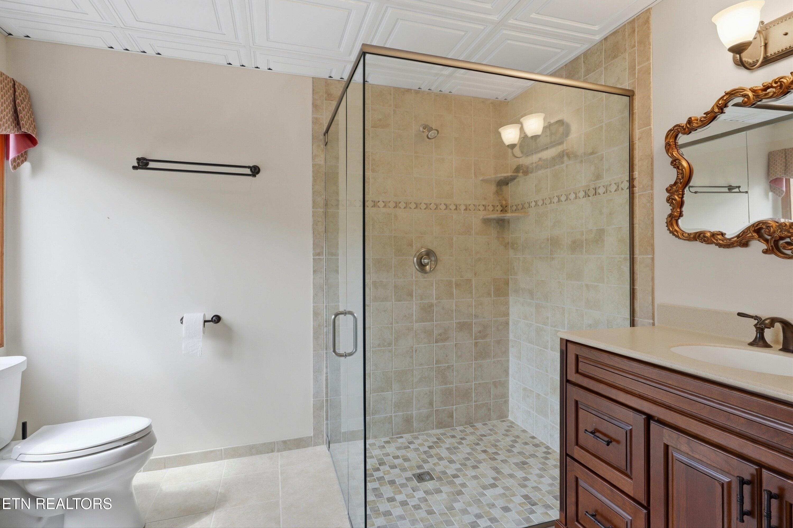 2012 Old Chilhowee Road Seymour TN 37865