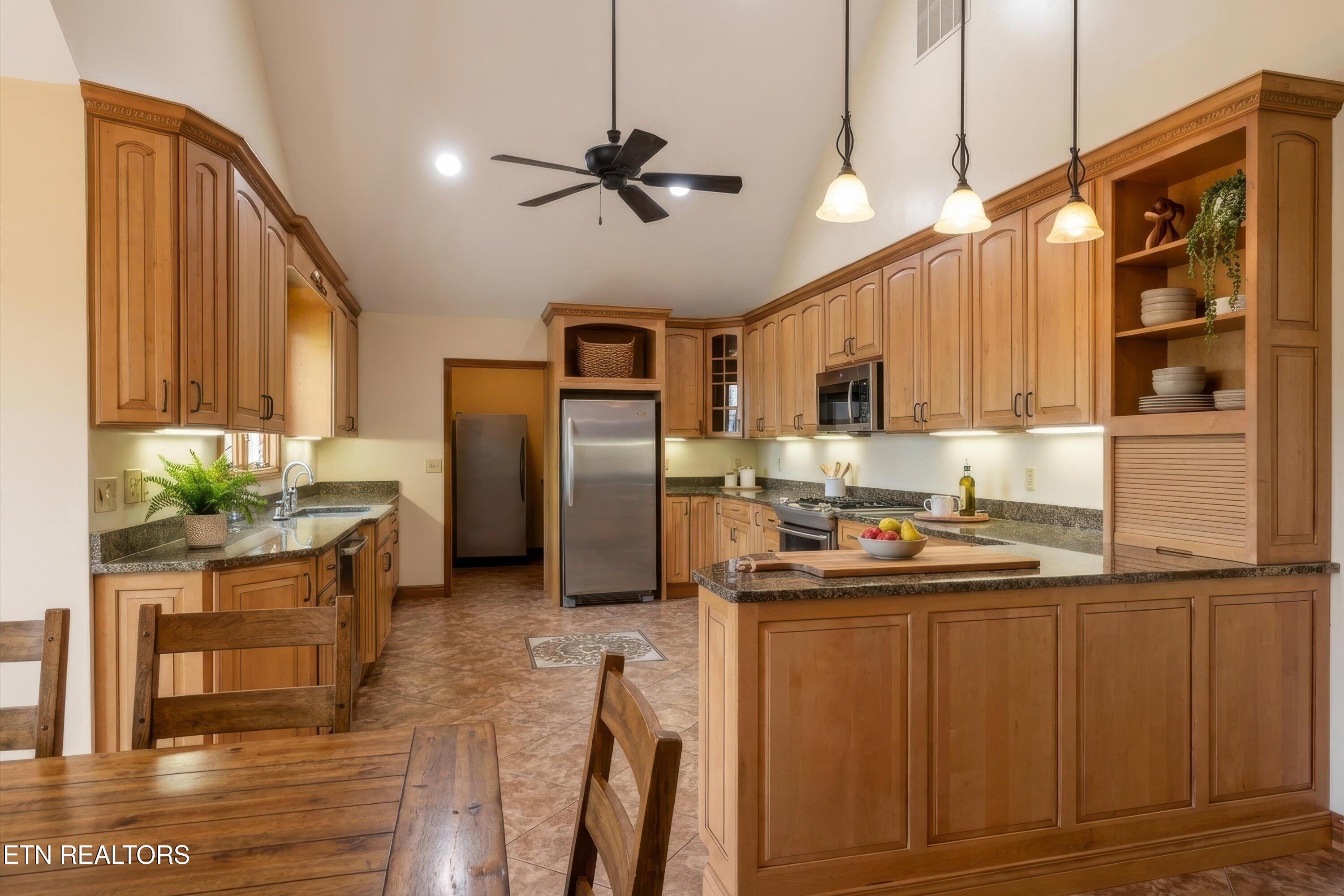 2012 Old Chilhowee Road Seymour TN 37865