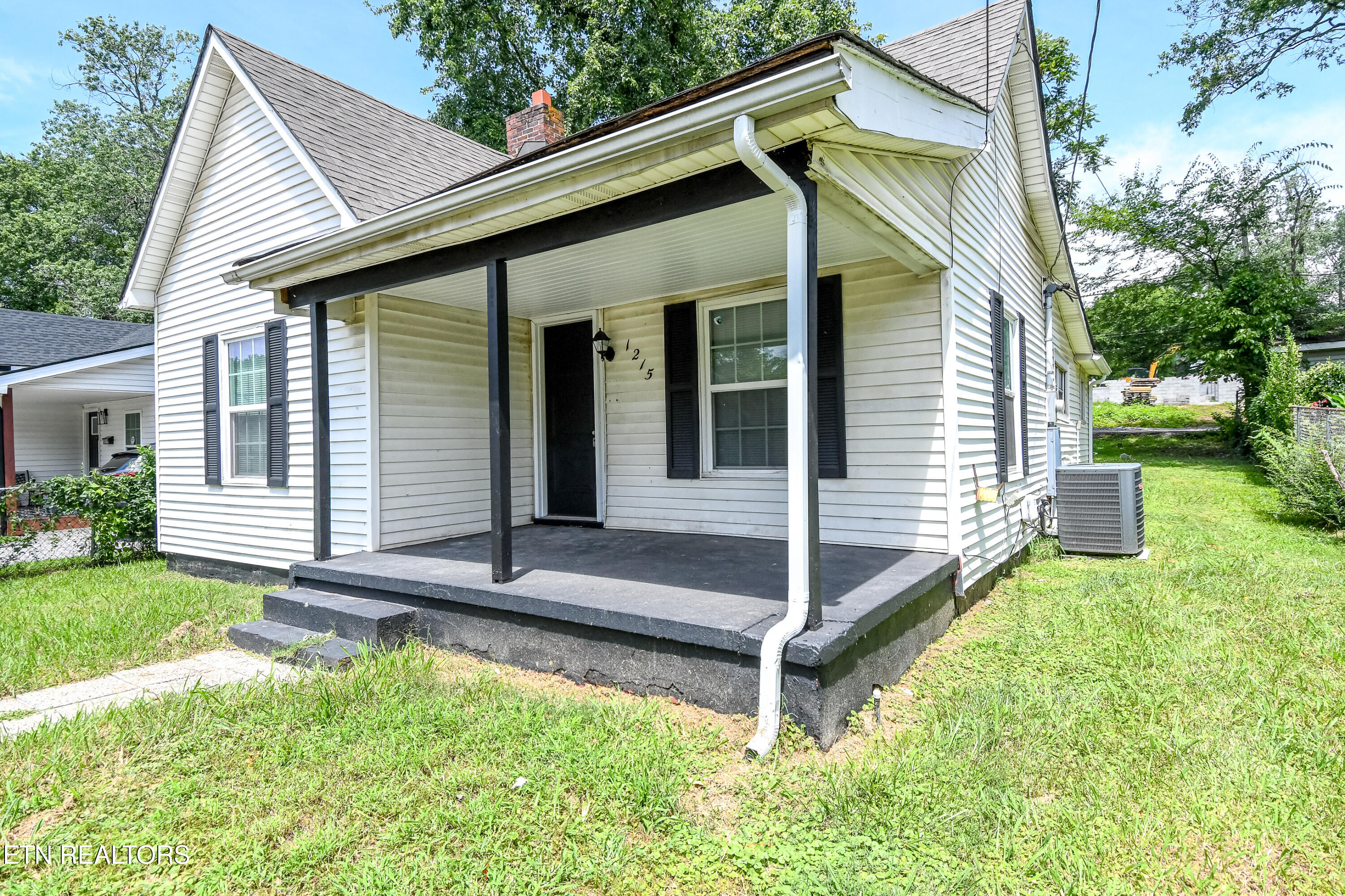 1215 Delaware Avenue Knoxville TN 37921