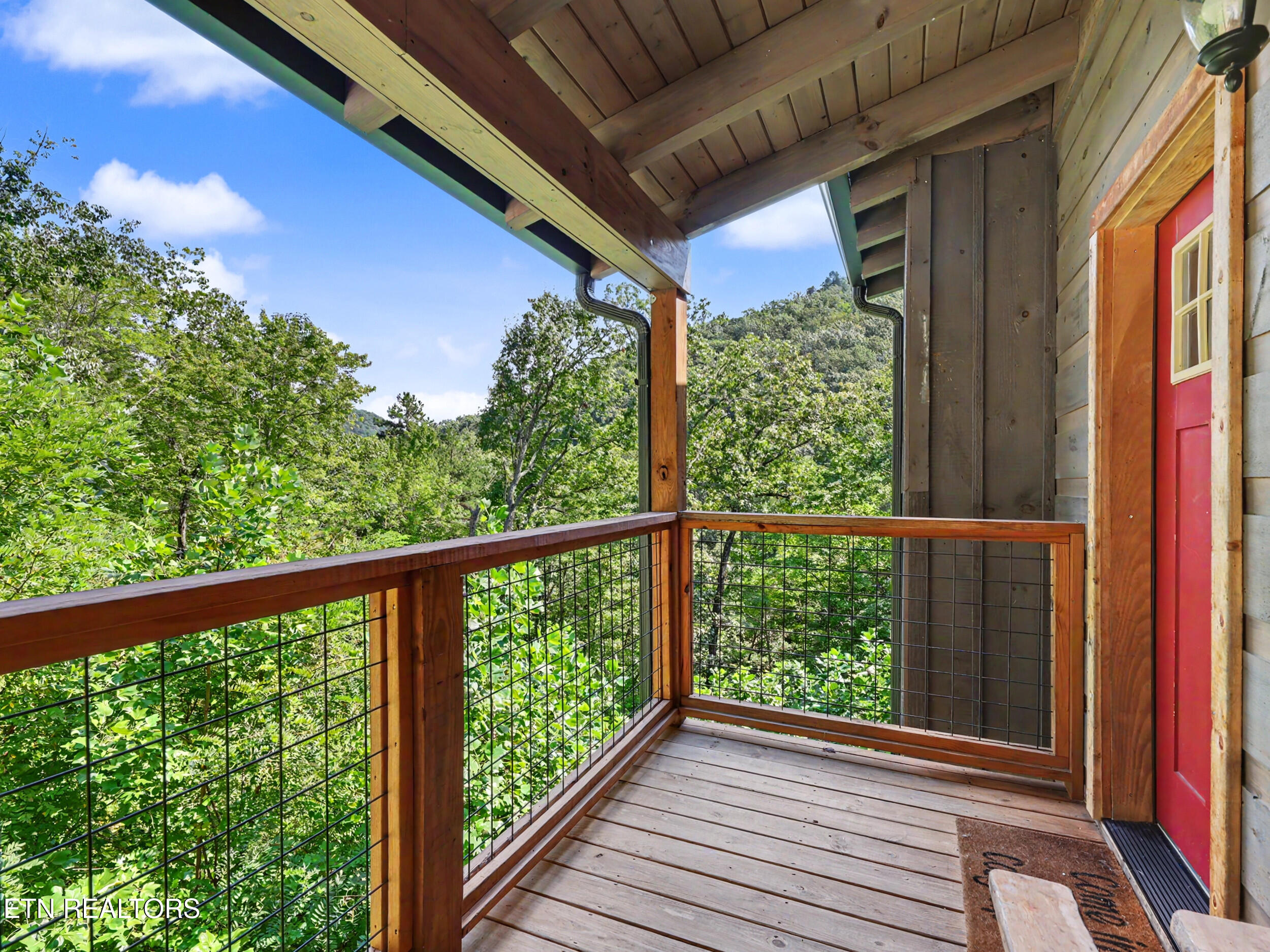 2724 Pine Crest Lane Sevierville TN 37862