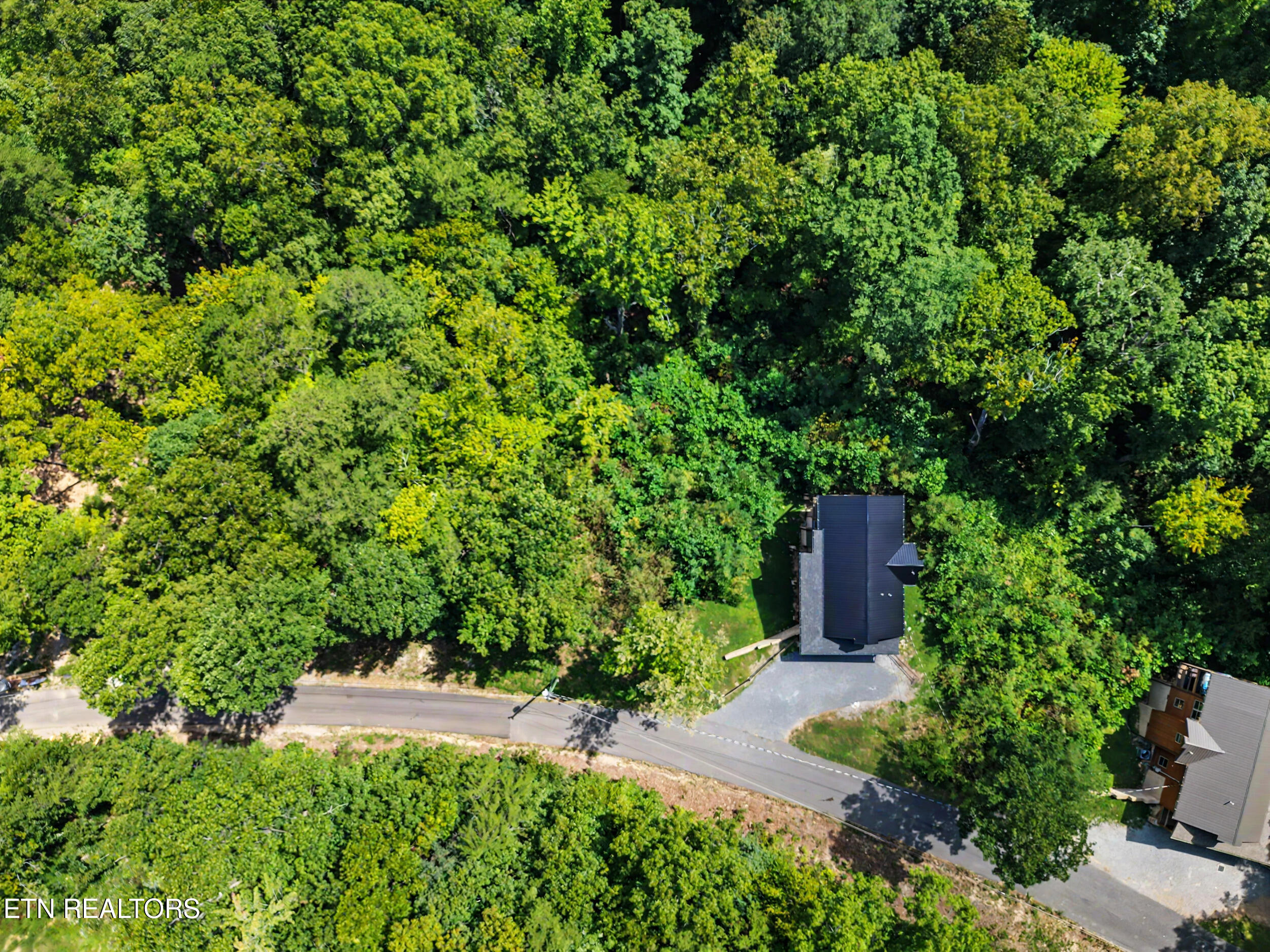 2724 Pine Crest Lane Sevierville TN 37862