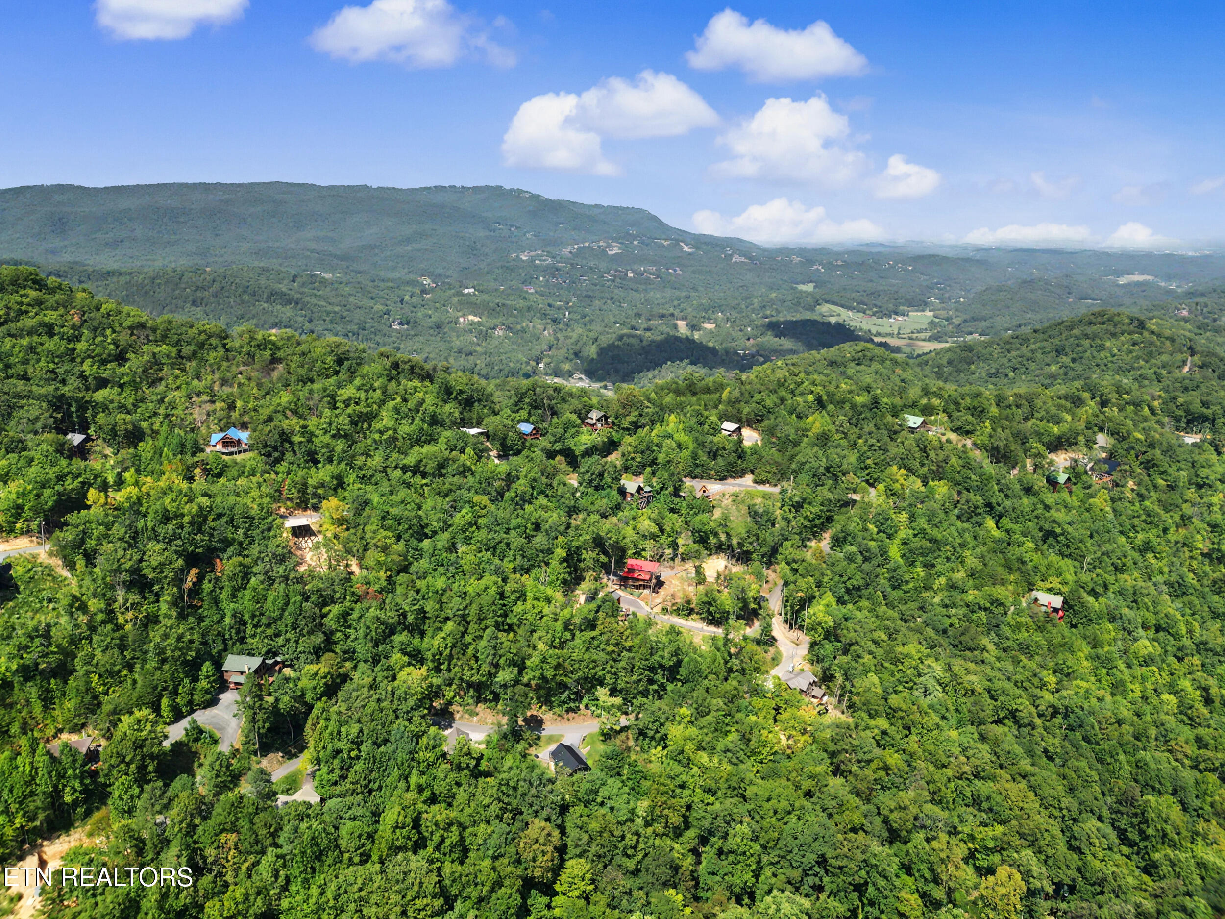 2724 Pine Crest Lane Sevierville TN 37862