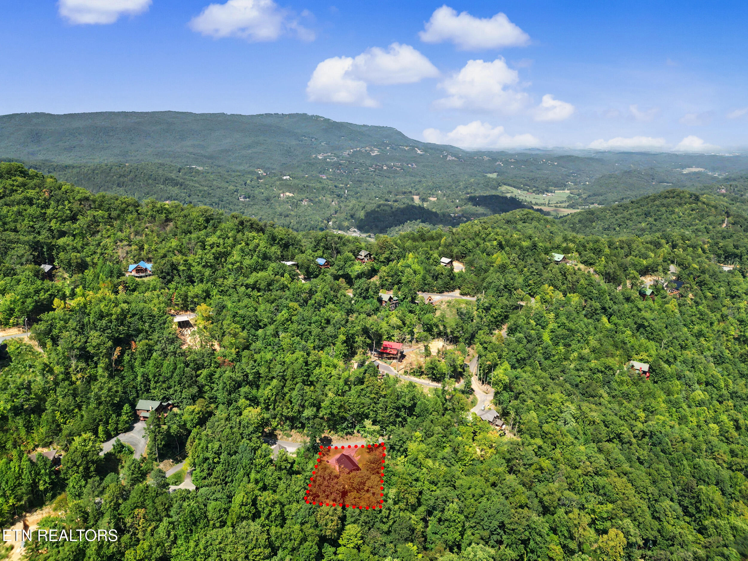 2724 Pine Crest Lane Sevierville TN 37862