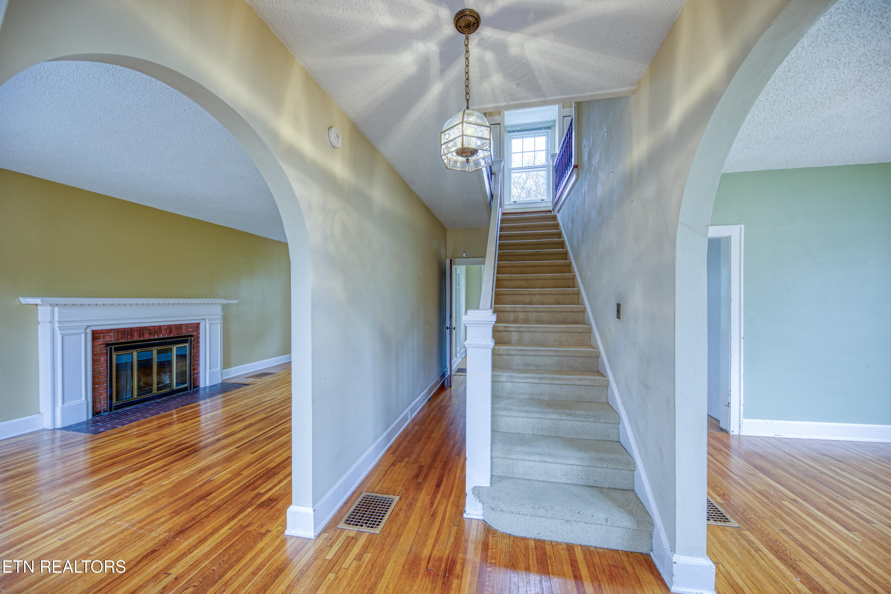 1714 Fairmont Boulevard Knoxville TN 37917