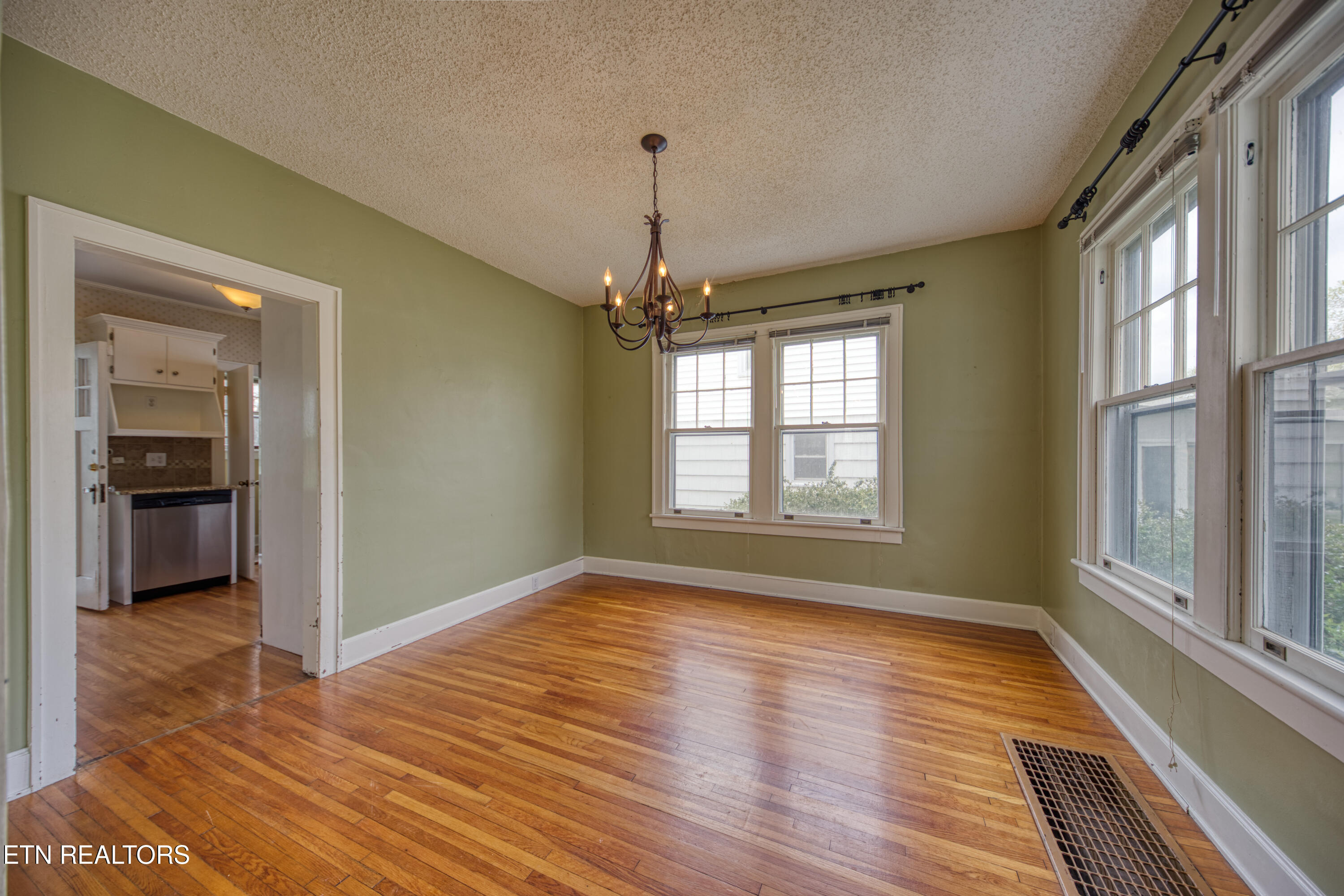 1714 Fairmont Boulevard Knoxville TN 37917
