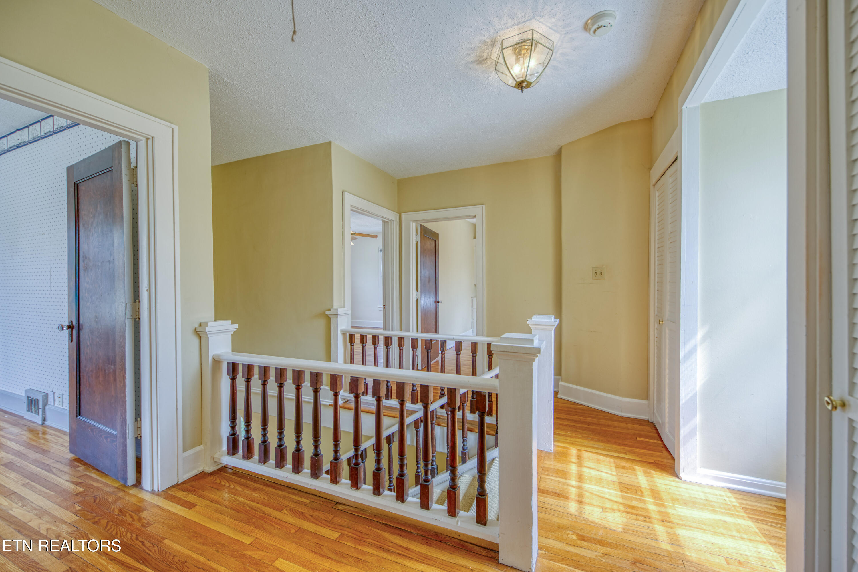 1714 Fairmont Boulevard Knoxville TN 37917