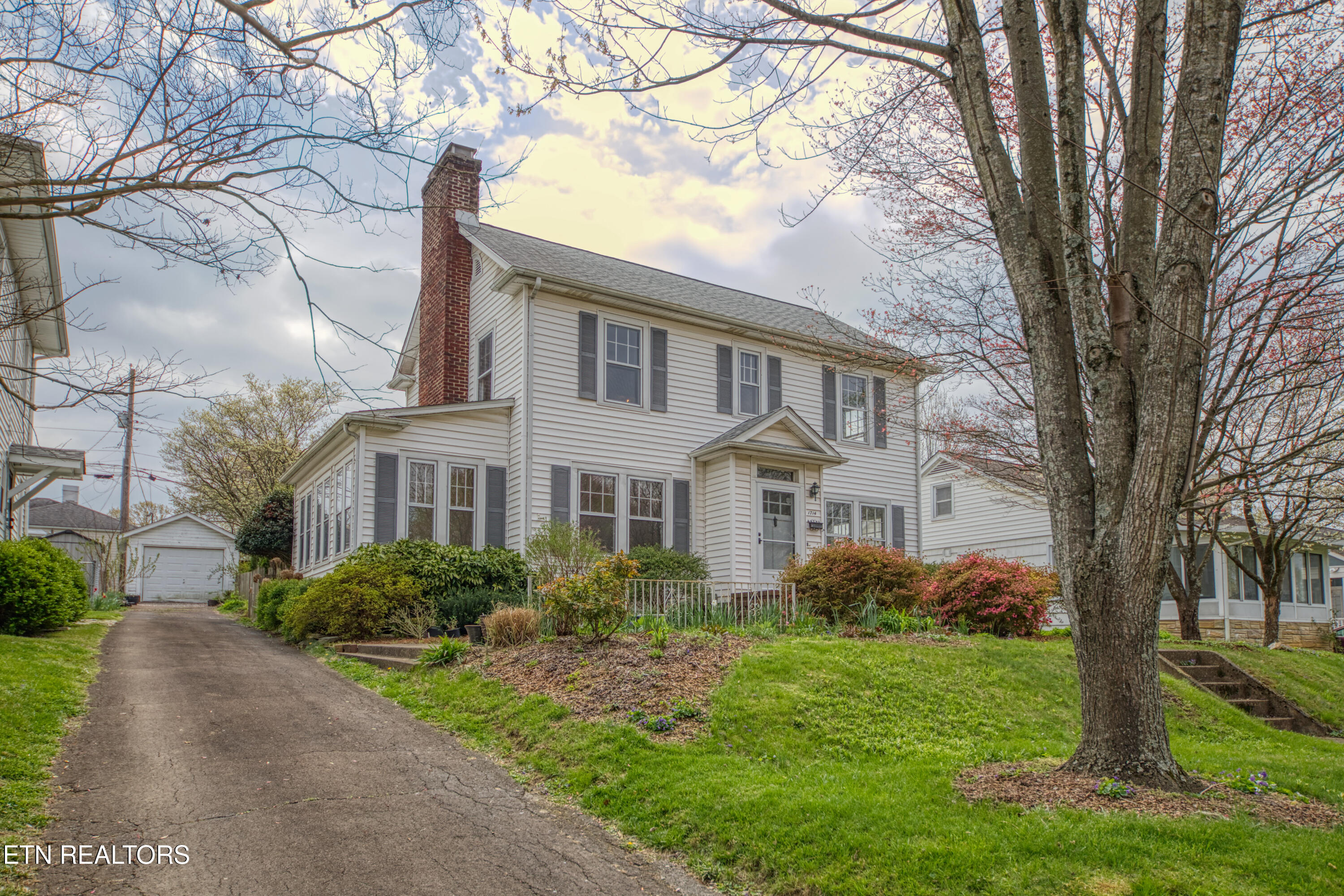 1714 Fairmont Boulevard Knoxville TN 37917