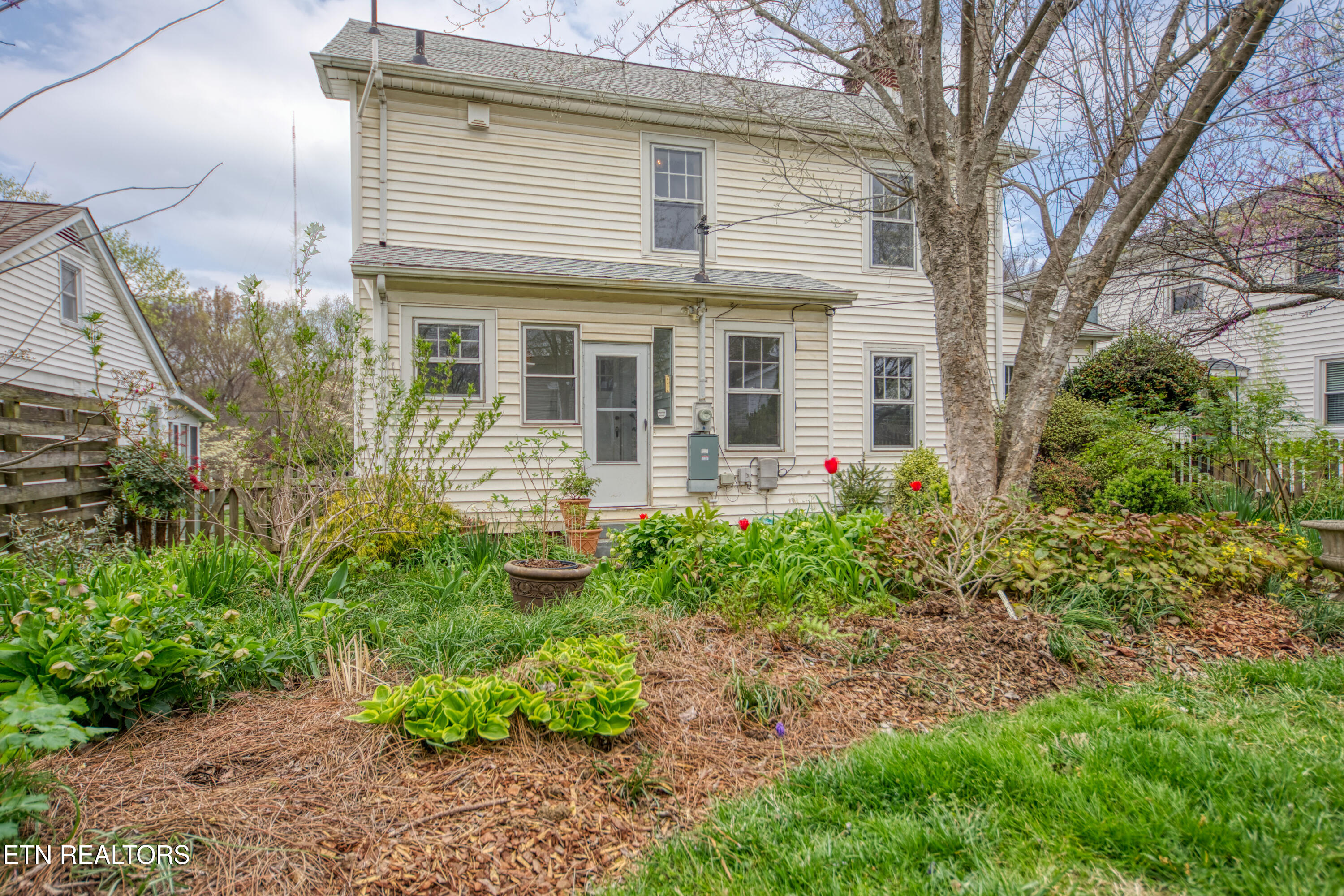 1714 Fairmont Boulevard Knoxville TN 37917