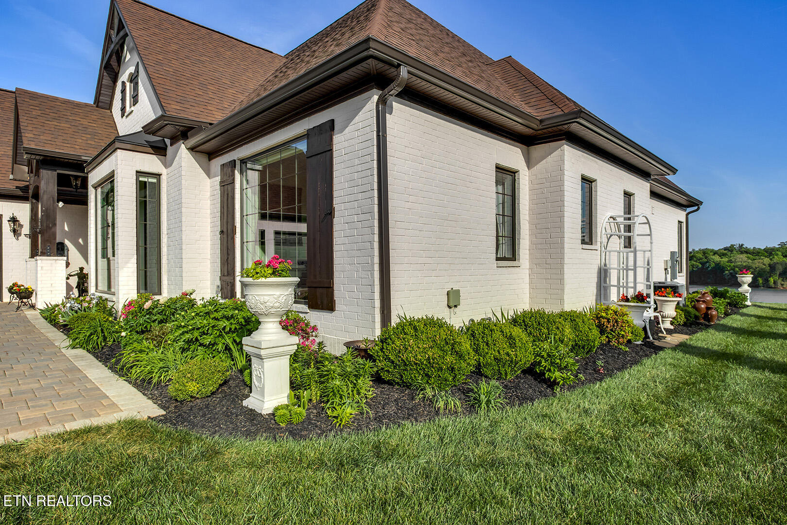 124 Nightingale Drive Vonore TN 37885