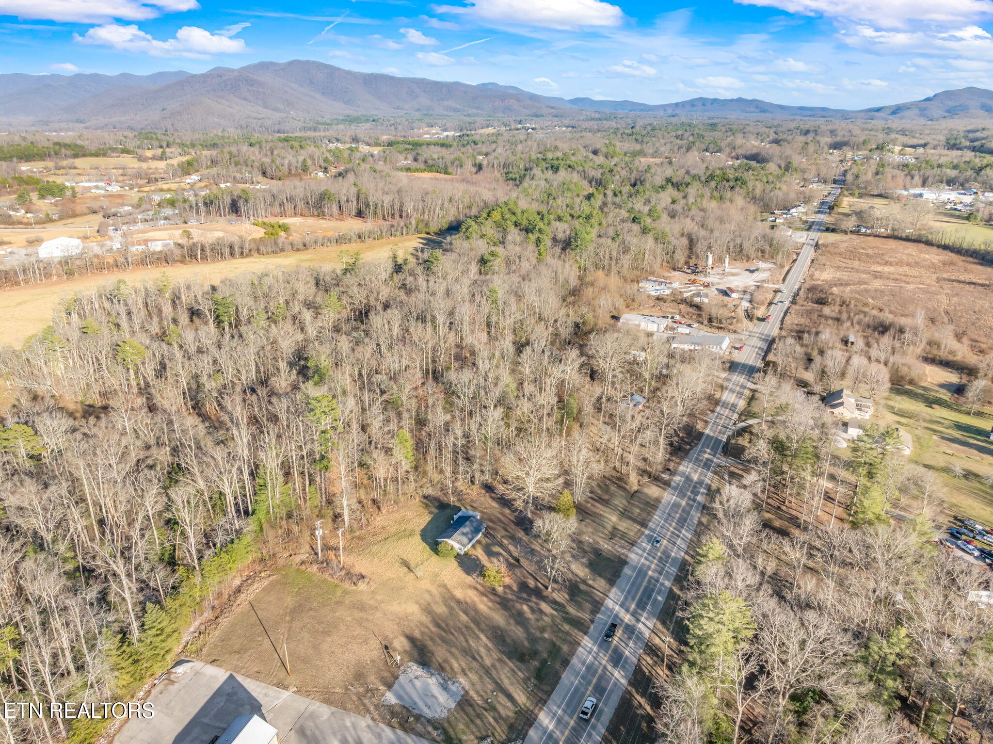 3664 3648 Morgan County Highway Wartburg TN 37887