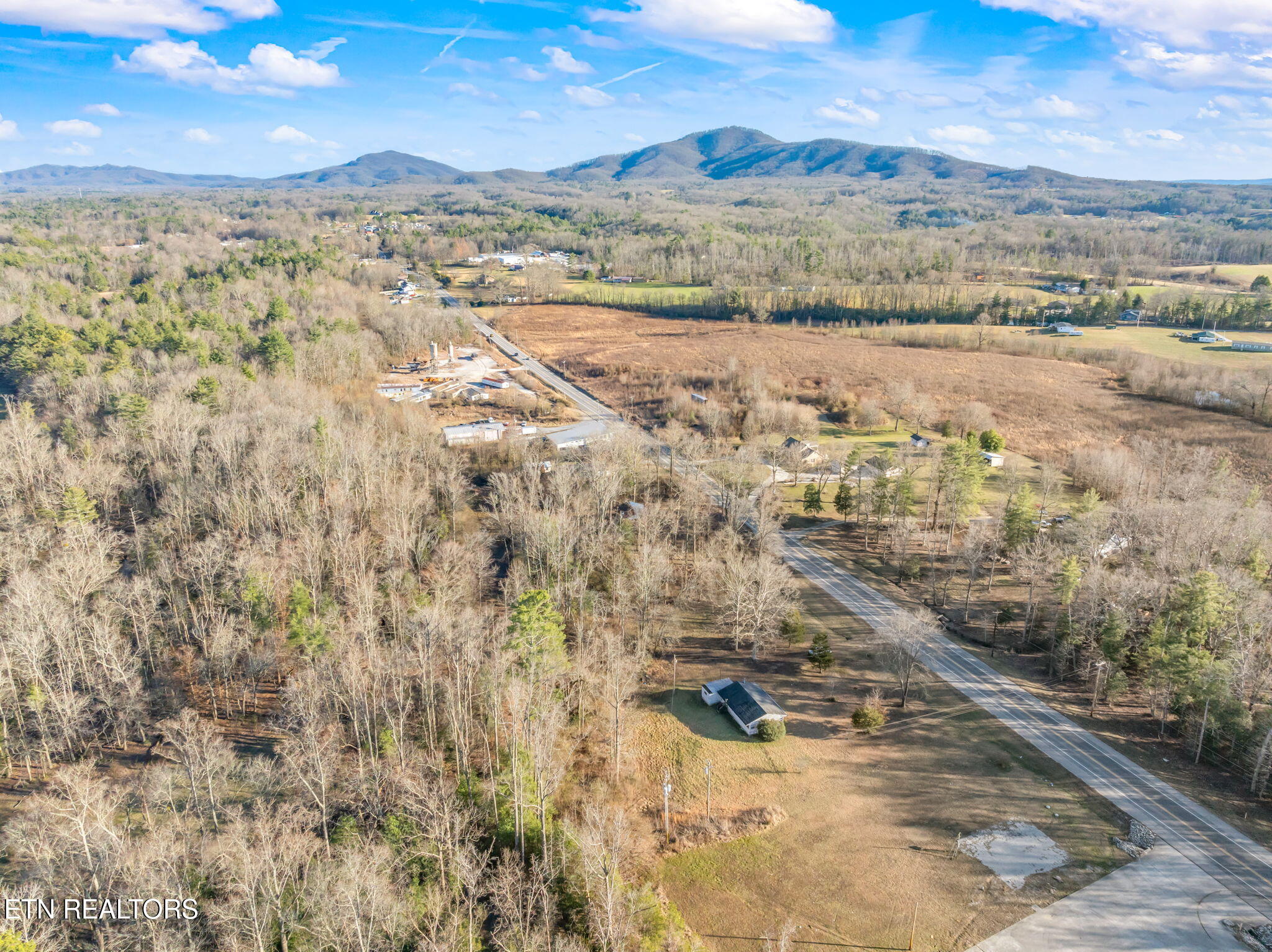 3664 3648 Morgan County Highway Wartburg TN 37887