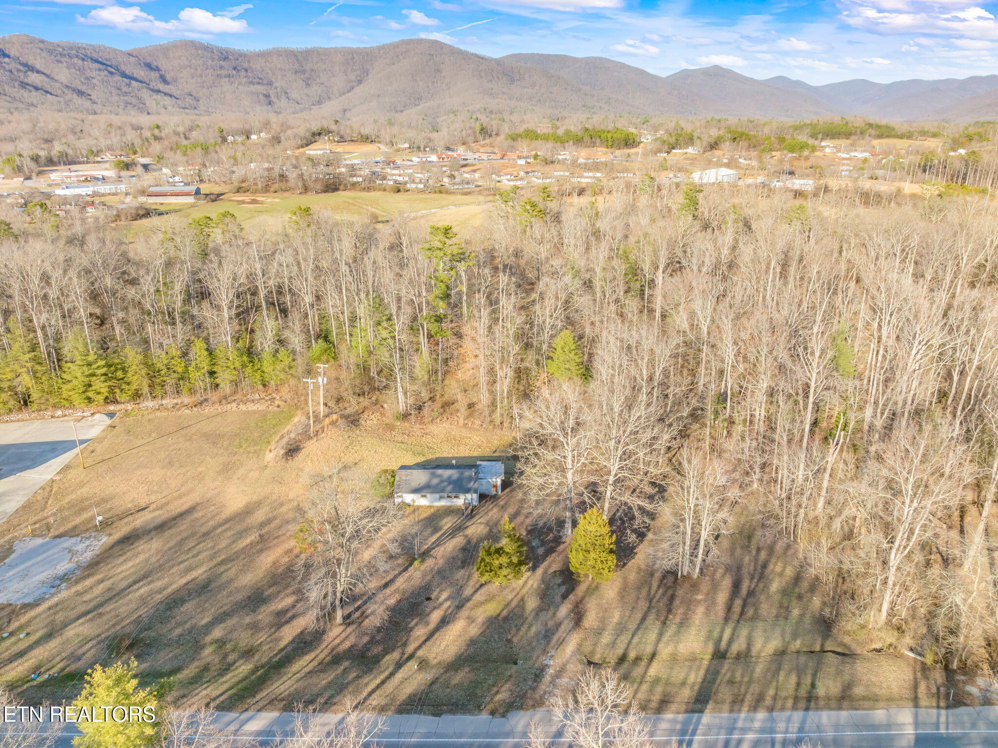 3664 3648 Morgan County Highway Wartburg TN 37887