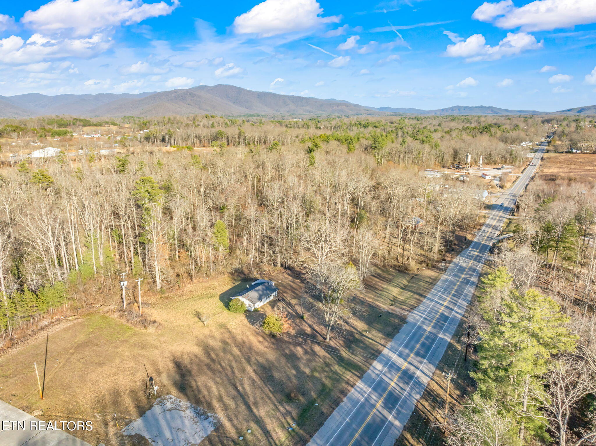 3664 3648 Morgan County Highway Wartburg TN 37887