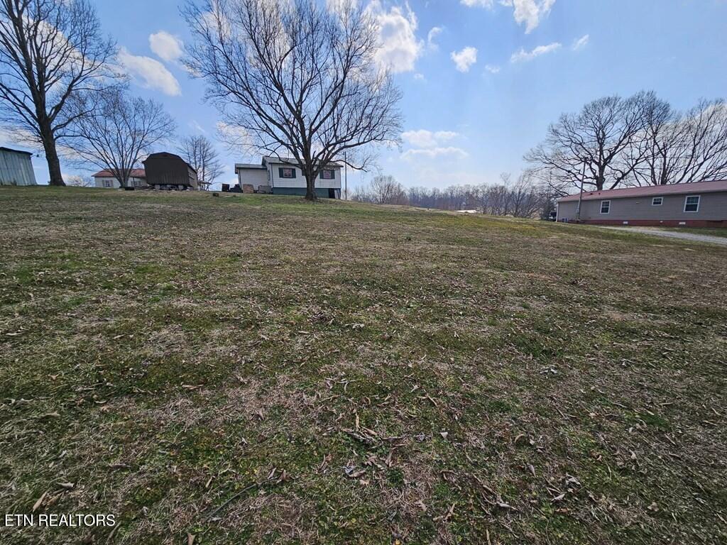 4020 W Wade Road Loudon TN 37774