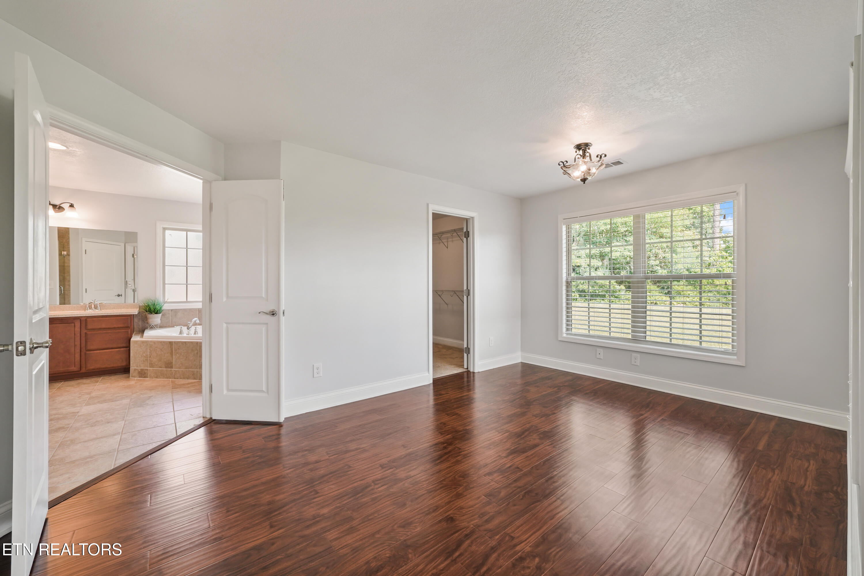 12728 Sailpointe Lane Knoxville TN 37922