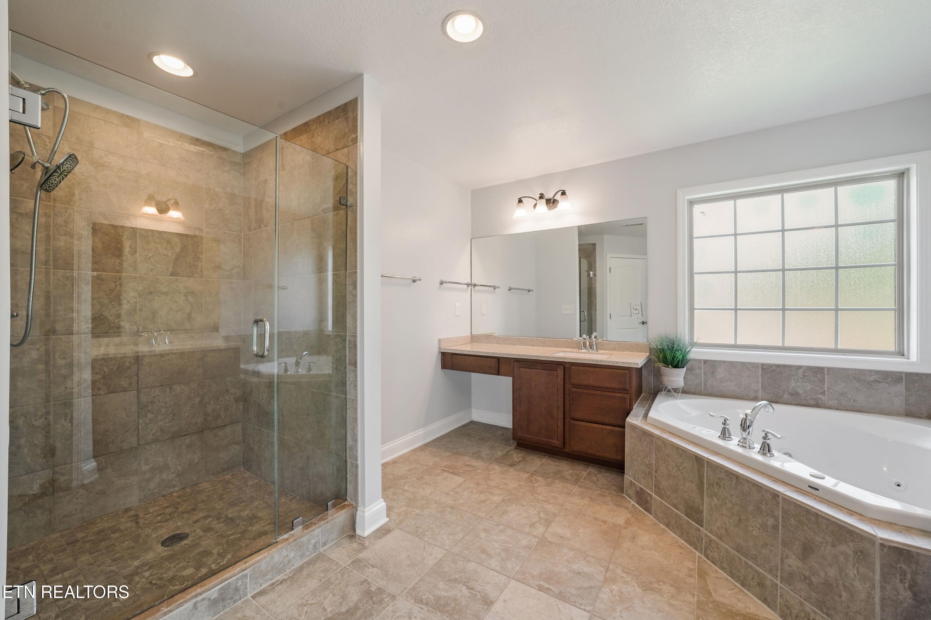 12728 Sailpointe Lane Knoxville TN 37922
