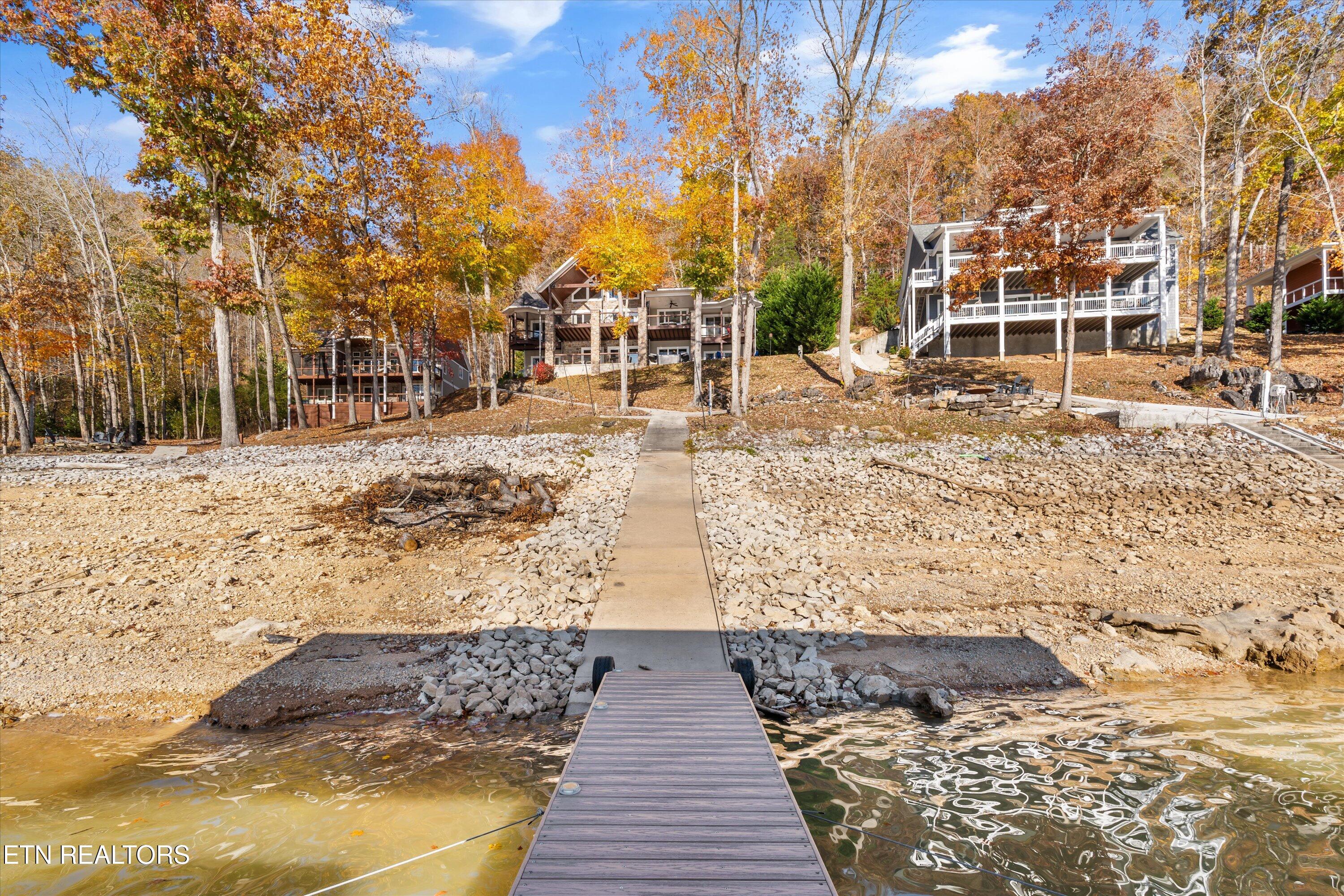 493 Bankwood Lane Lafollette TN 37766