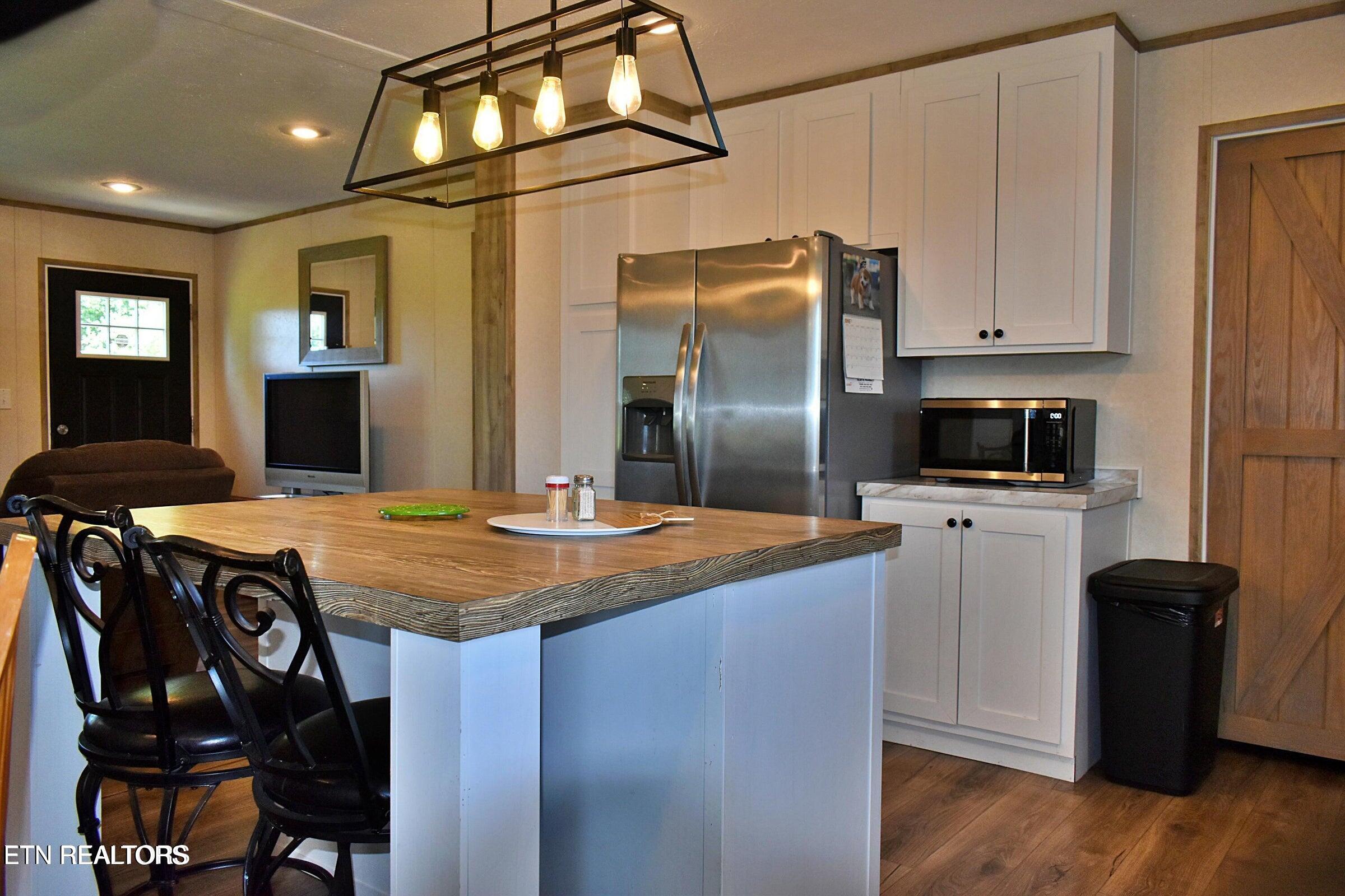 387 Price Drive Speedwell TN 37870