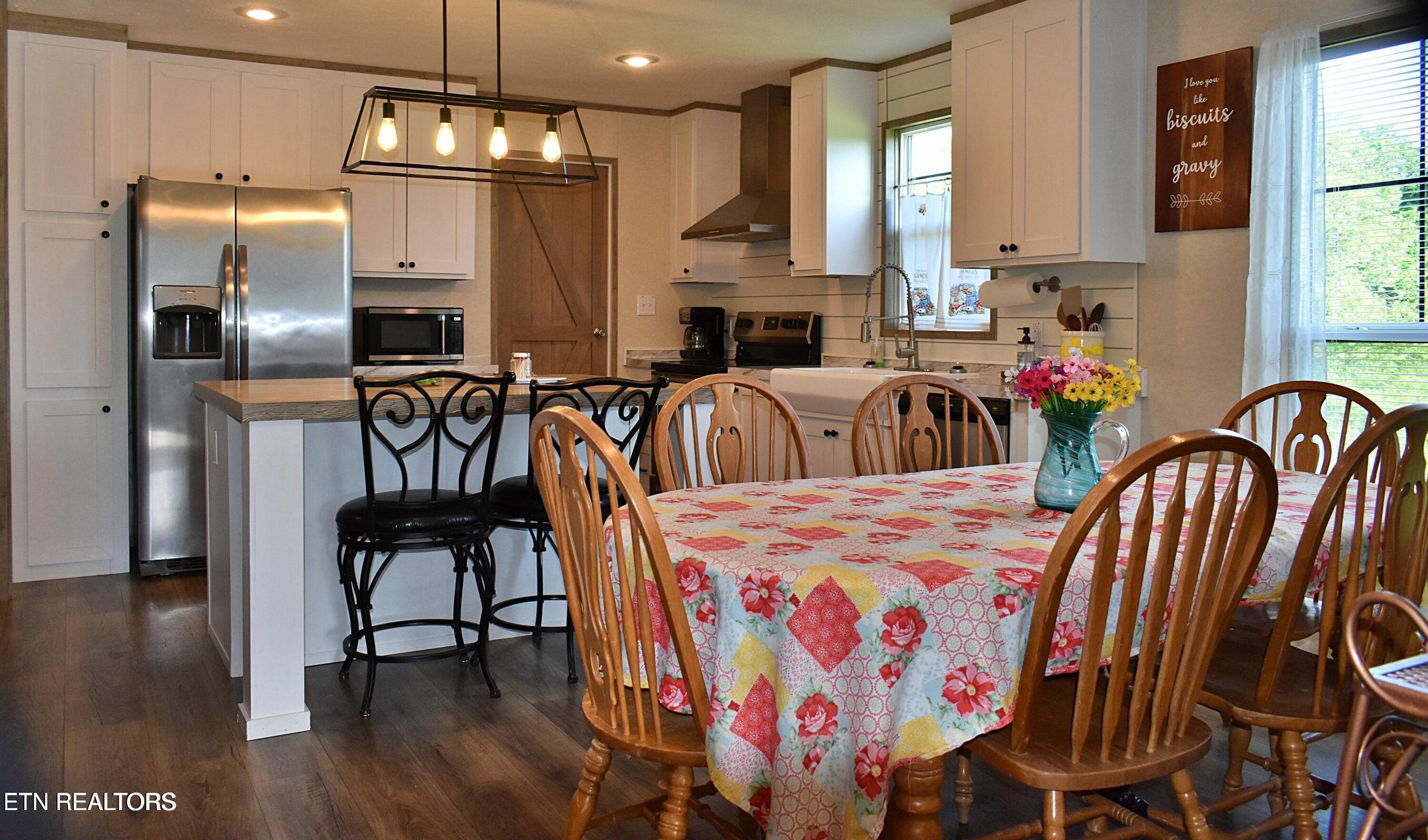 387 Price Drive Speedwell TN 37870