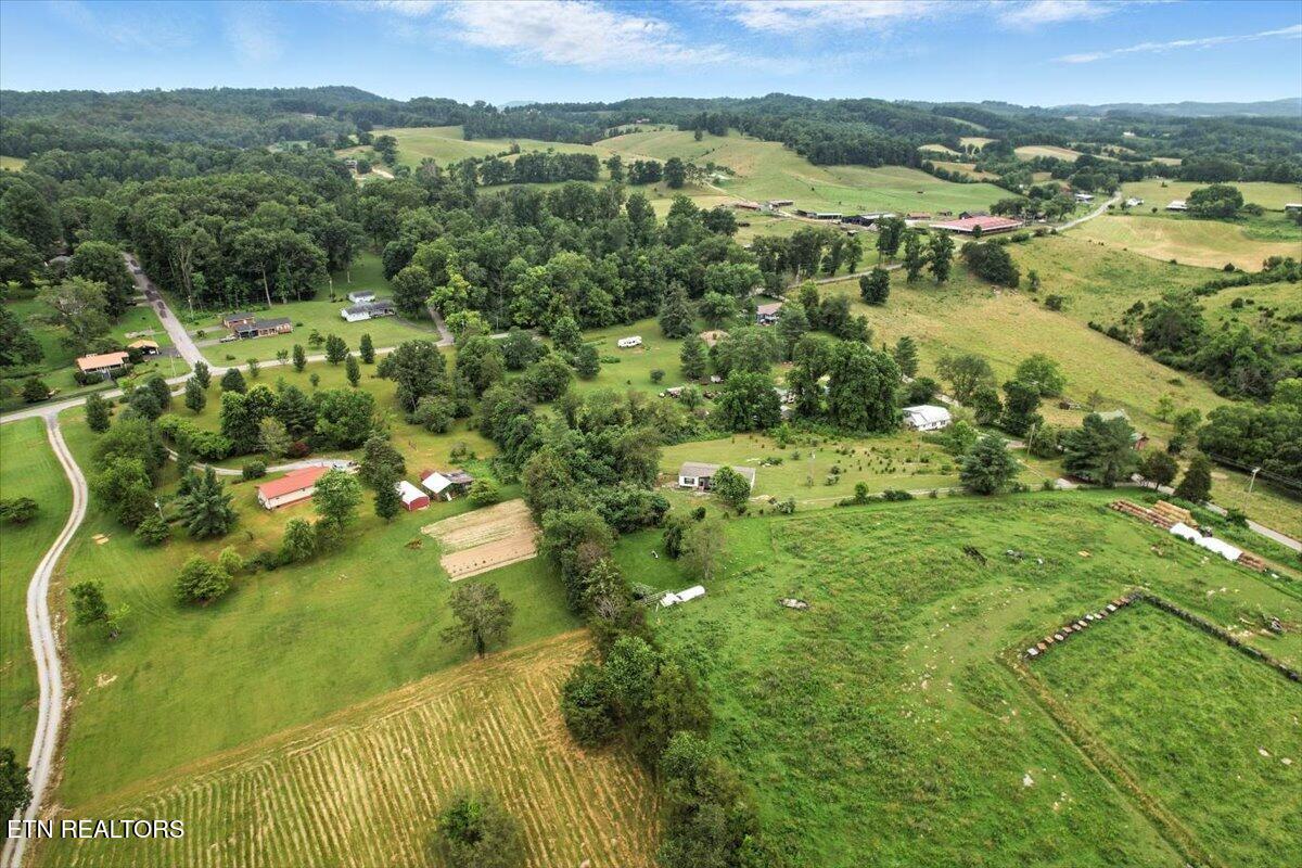 387 Price Drive Speedwell TN 37870