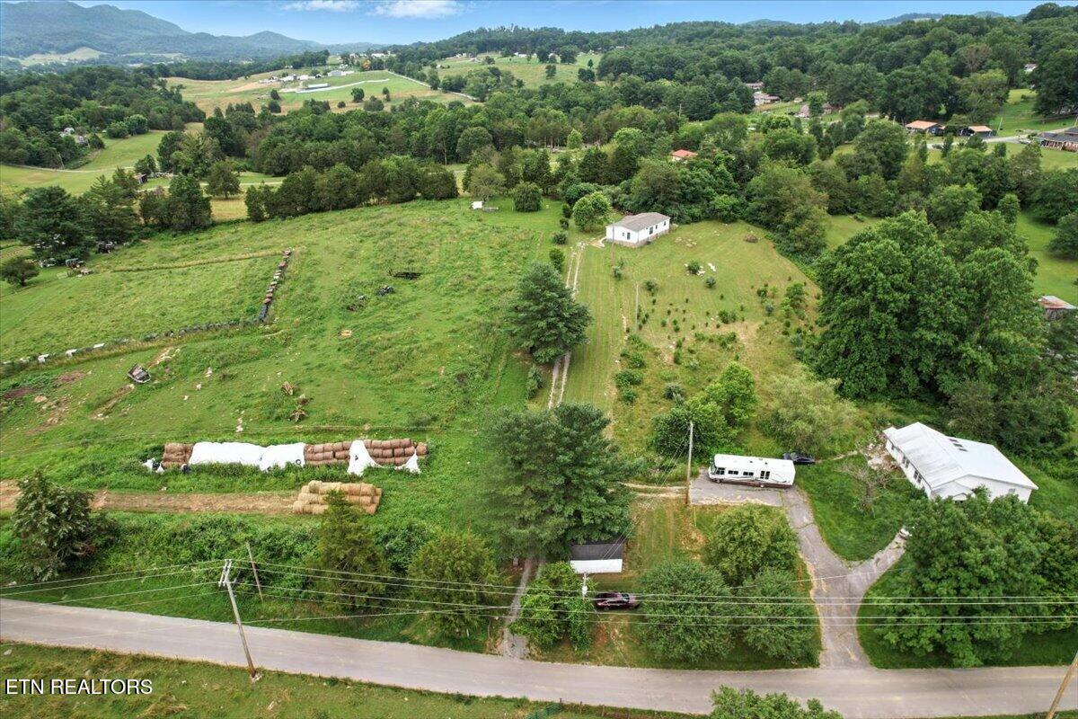 387 Price Drive Speedwell TN 37870