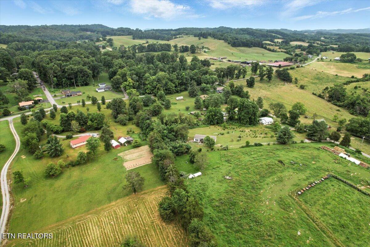 387 Price Drive Speedwell TN 37870